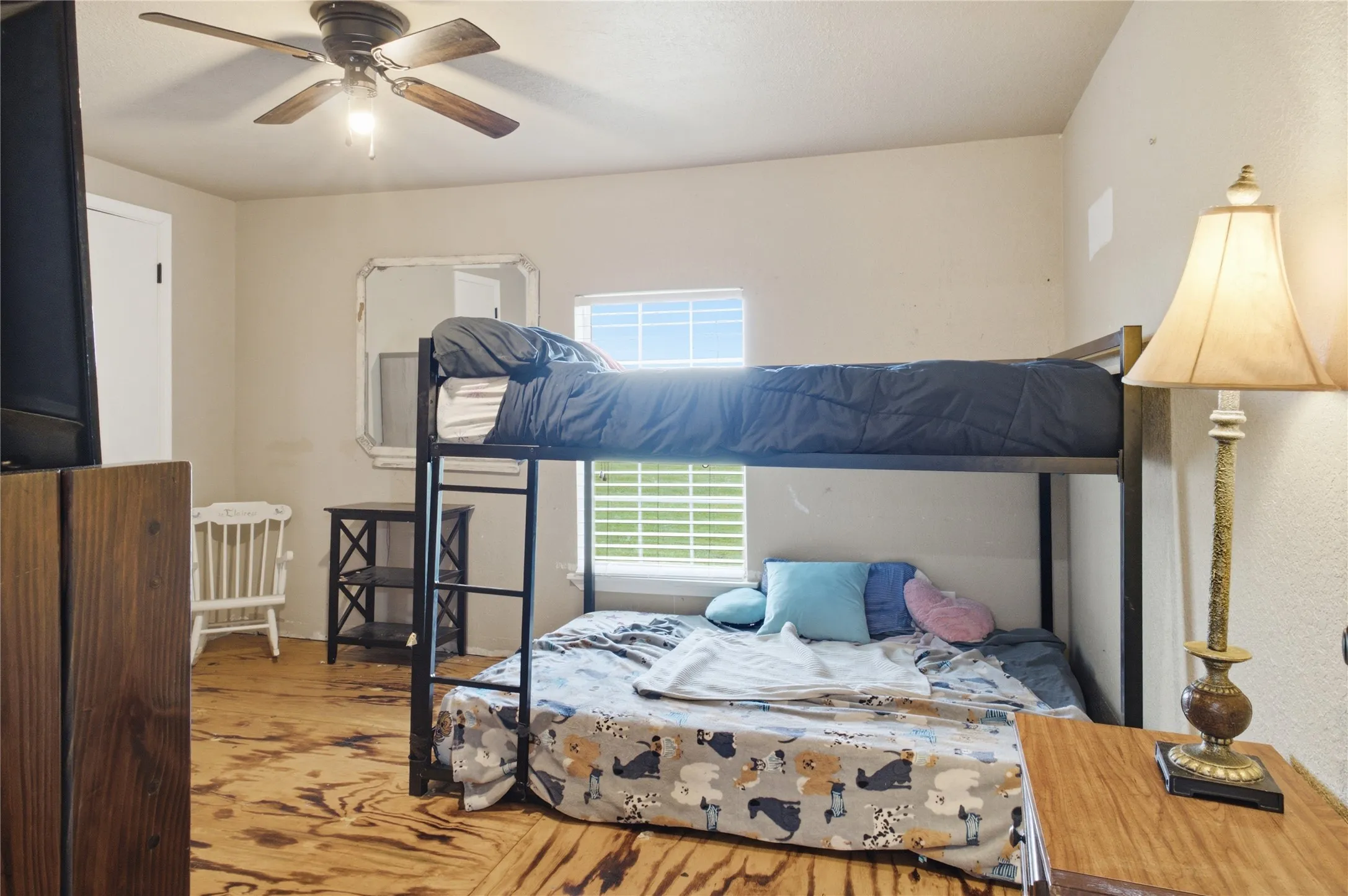 Single Family Residence For Sale in Fannin County , 13017 E Fm 273, Telephone, Texas 75488, 2 Bedroom, 1 Bathroom, Garage spaces, 1,332 Sqft, built in 1940, mls#21305185, Real Estate Agent in Telephone, Homes For Sale in Fannin county, Homes For Sale in Telephone, Realtor in Telephone Texas, Real Estate Brokerage Independent Realty Texas, Luminita Cordes Realtor