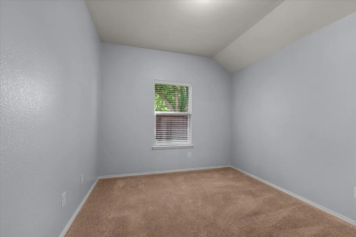 Single Family Residence For Sale in Tarrant County , 4604 Fern Valley Drive, Fort Worth, Texas 76244, 3 Bedroom, 2 Bathroom, 2 Garage spaces, 1,404 Sqft, built in 2011, Price $299,000, mls#21311764, Real Estate Agent in Fort Worth, Homes For Sale in Tarrant county, Homes For Sale in Fort Worth, Realtor in Fort Worth Texas, Real Estate Brokerage Independent Realty Texas, Luminita Cordes Realtor
