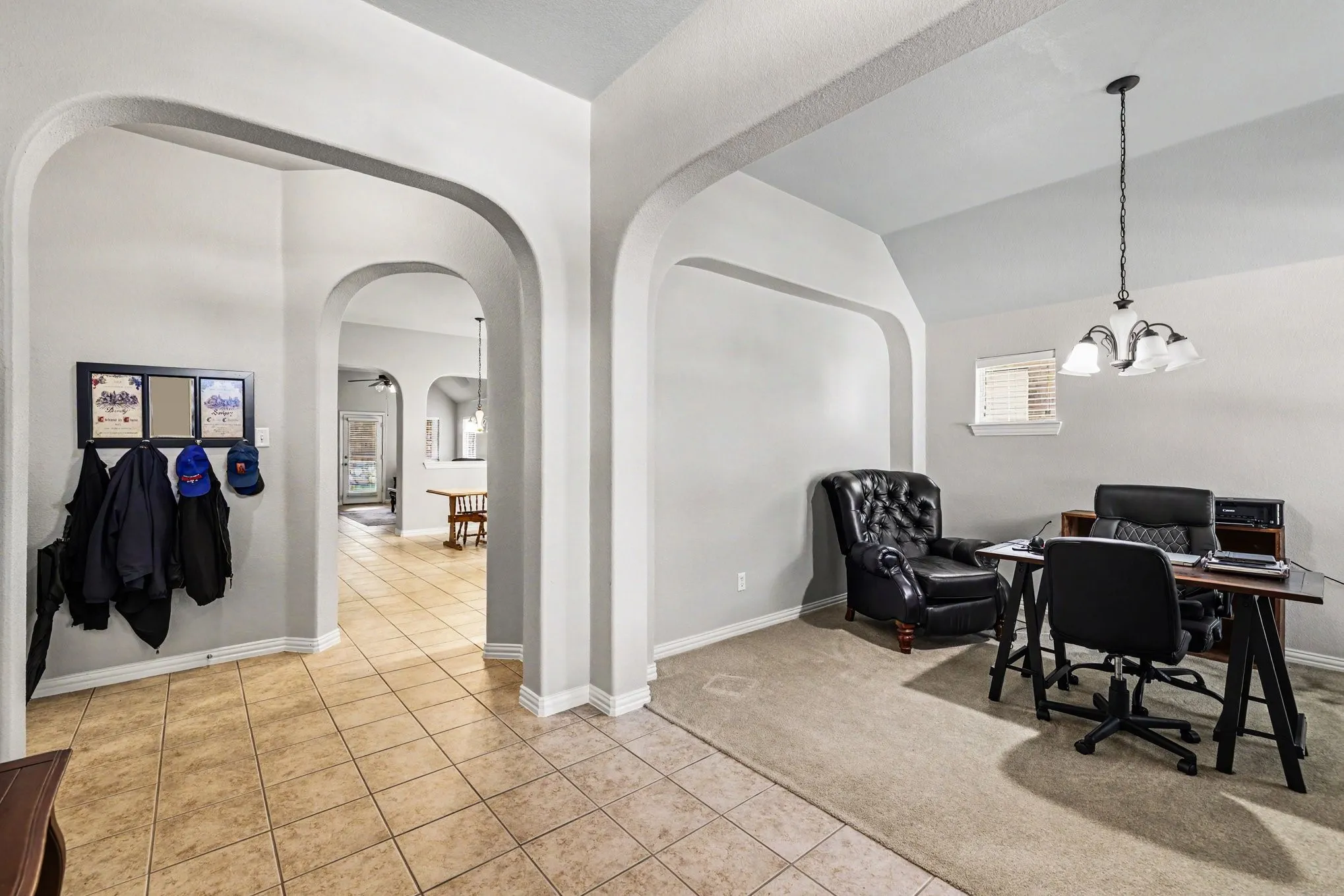 Single Family Residence For Sale in Denton County , 8586 Robertson Drive, Frisco, Texas 75036, 3 Bedroom, 2 Bathroom, 2 Garage spaces, 2,019 Sqft, built in 2005, mls#21310103, Real Estate Agent in Frisco, Homes For Sale in Denton county, Homes For Sale in Frisco, Realtor in Frisco Texas, Real Estate Brokerage Independent Realty Texas, Luminita Cordes Realtor