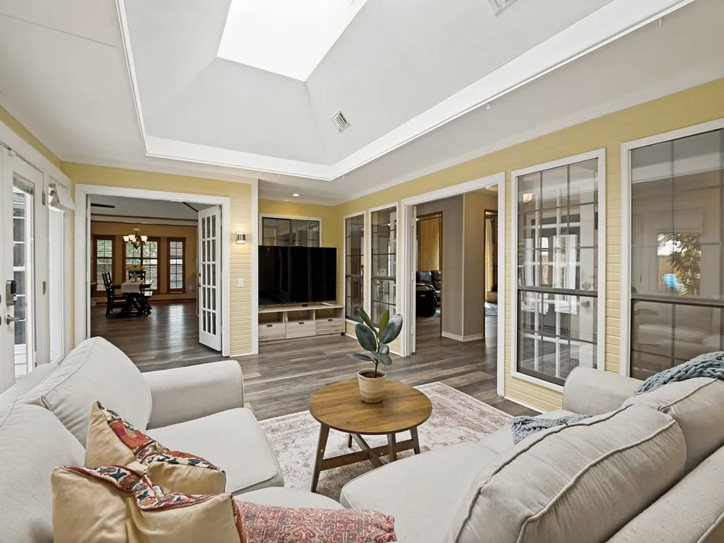 Single Family Residence For Sale in Collin County , 6700 Ishnala Trail, Plano, Texas 75023, 4 Bedrooms, 3 Bathrooms, 2 Garage spaces, 3,361 Sqft, built in 1982, Price $679,000, mls#21311646, Real Estate Agent in Plano, Homes For Sale in Collin county, Homes For Sale in Plano, Realtor in Plano Texas, Real Estate Brokerage Independent Realty Texas, Luminita Cordes Realtor
