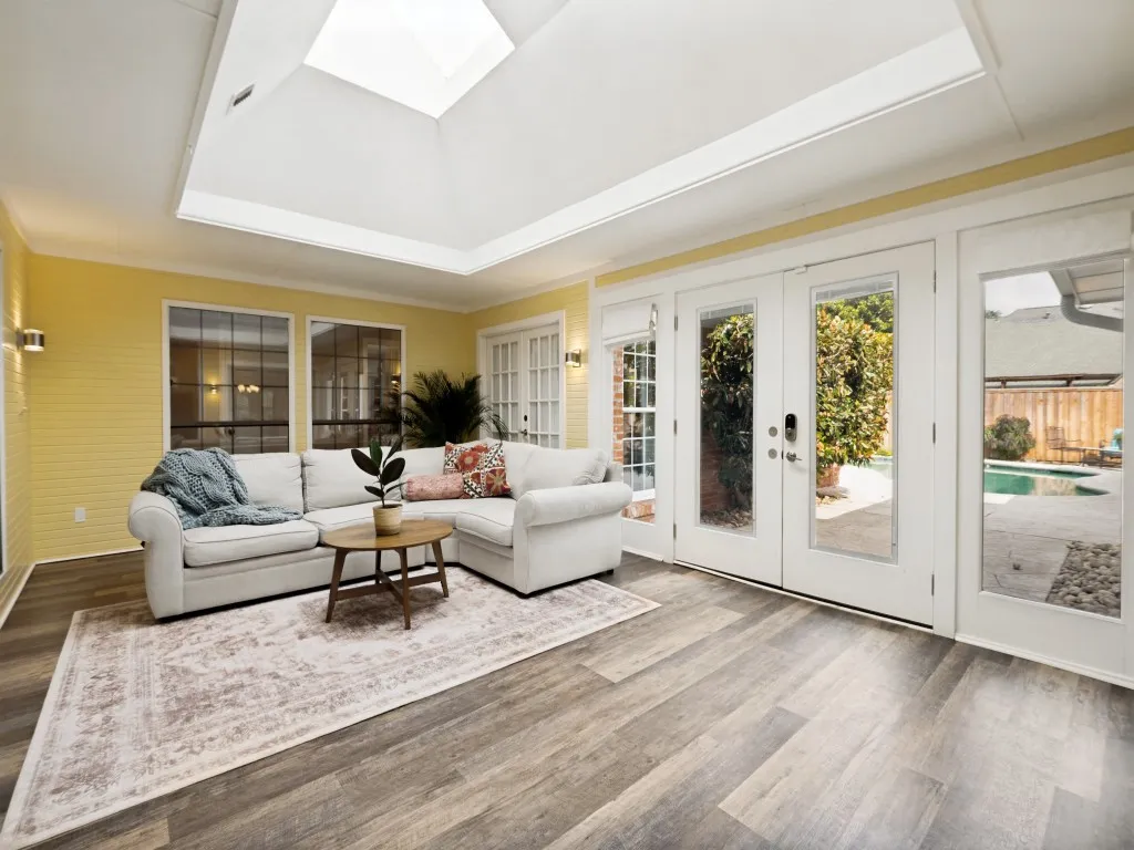 Natural light and a large flex space