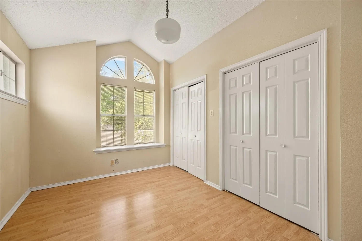 Duplex For Sale in Hunt County , 2602 Highland Street, Greenville, Texas 75402, 6 Bedrooms, 4 Bathrooms, Garage spaces, 0 Sqft, built in 1985, Price $449,500, mls#21311823, Real Estate Agent in Greenville, Homes For Sale in Hunt county, Homes For Sale in Greenville, Realtor in Greenville Texas, Real Estate Brokerage Independent Realty Texas, Luminita Cordes Realtor