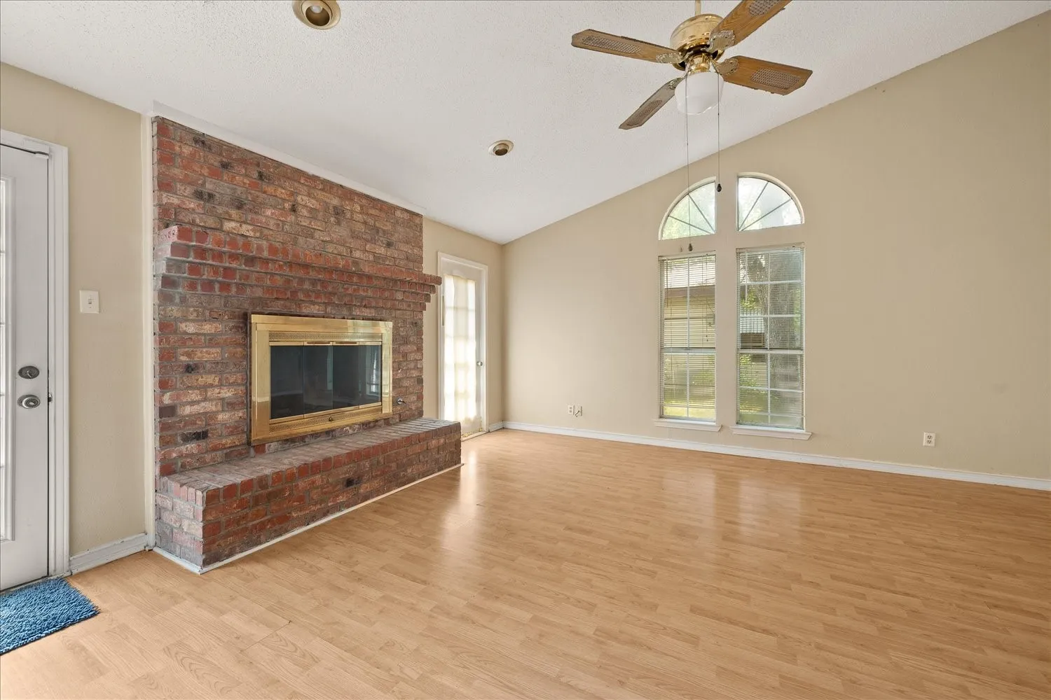 Duplex For Sale in Hunt County , 2602 Highland Street, Greenville, Texas 75402, 6 Bedrooms, 4 Bathrooms, Garage spaces, 0 Sqft, built in 1985, Price $449,500, mls#21311823, Real Estate Agent in Greenville, Homes For Sale in Hunt county, Homes For Sale in Greenville, Realtor in Greenville Texas, Real Estate Brokerage Independent Realty Texas, Luminita Cordes Realtor
