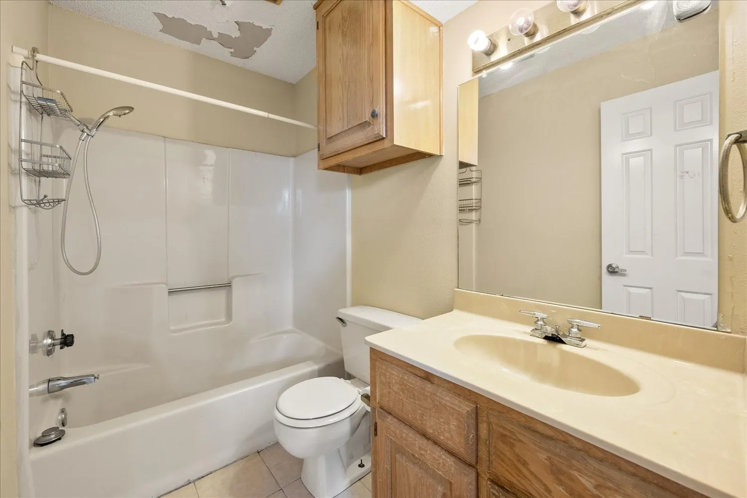 Duplex For Sale in Hunt County , 2602 Highland Street, Greenville, Texas 75402, 6 Bedrooms, 4 Bathrooms, Garage spaces, 0 Sqft, built in 1985, Price $449,500, mls#21311823, Real Estate Agent in Greenville, Homes For Sale in Hunt county, Homes For Sale in Greenville, Realtor in Greenville Texas, Real Estate Brokerage Independent Realty Texas, Luminita Cordes Realtor