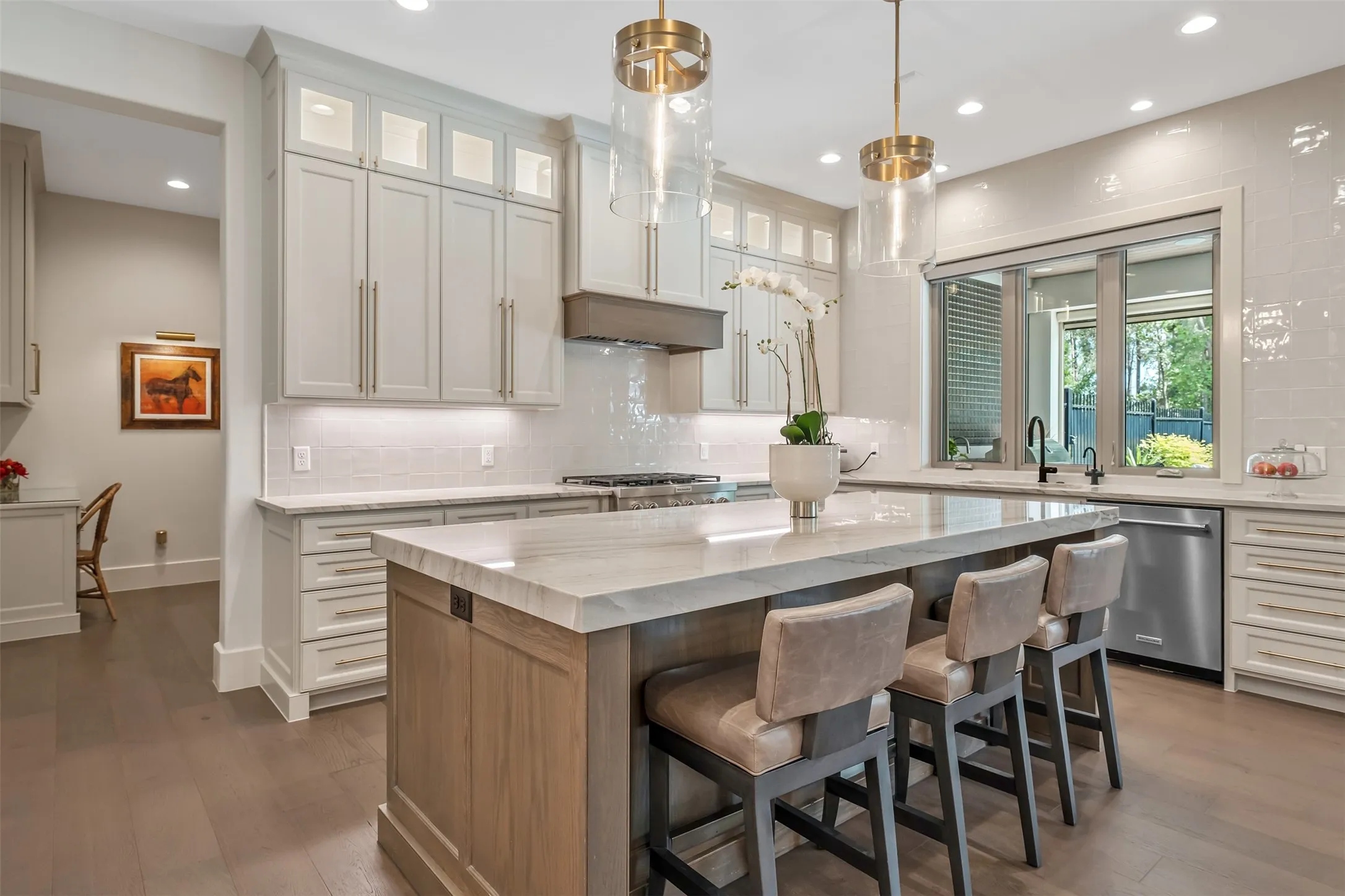Single Family Residence For Sale in Smith County , 3004 Forest Trail, Tyler, Texas 75703, 4 Bedroom, 5 Bathroom, 3 Garage spaces, 4,514 Sqft, built in 2022, mls#21311830, Real Estate Agent in Tyler, Homes For Sale in Smith county, Homes For Sale in Tyler, Realtor in Tyler Texas, Real Estate Brokerage Independent Realty Texas, Luminita Cordes Realtor