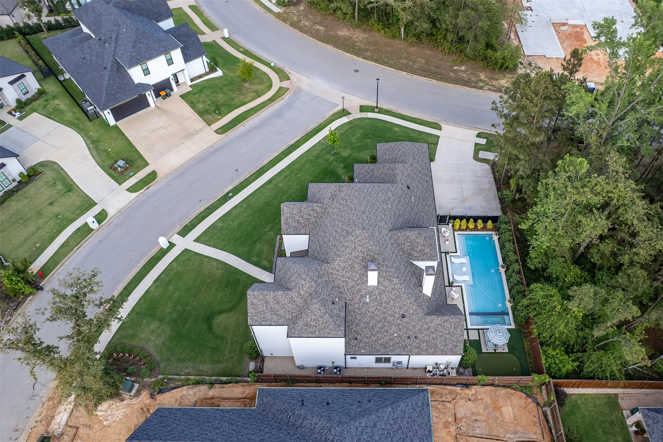Single Family Residence For Sale in Smith County , 3004 Forest Trail, Tyler, Texas 75703, 4 Bedroom, 5 Bathroom, 3 Garage spaces, 4,514 Sqft, built in 2022, mls#21311830, Real Estate Agent in Tyler, Homes For Sale in Smith county, Homes For Sale in Tyler, Realtor in Tyler Texas, Real Estate Brokerage Independent Realty Texas, Luminita Cordes Realtor