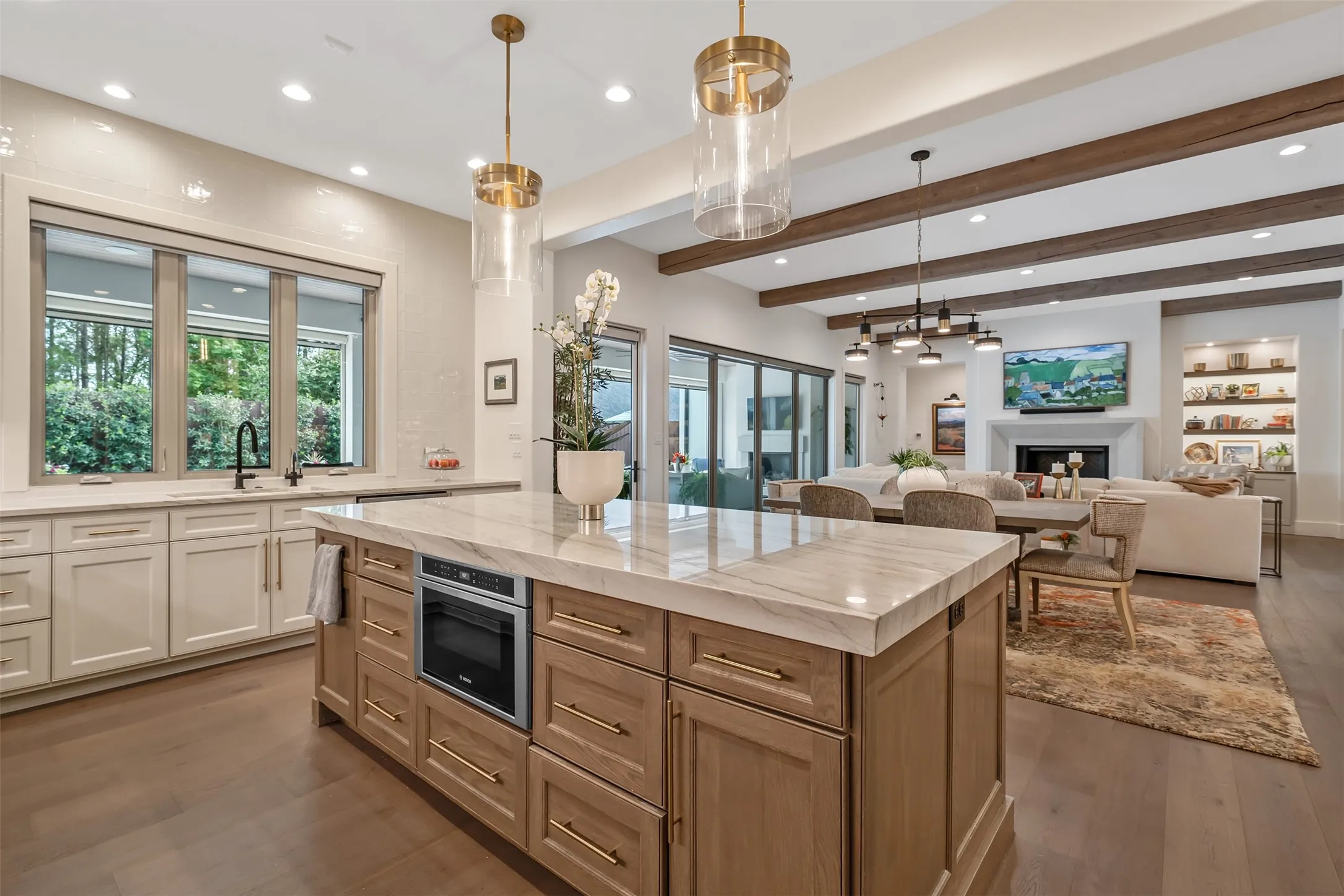 Single Family Residence For Sale in Smith County , 3004 Forest Trail, Tyler, Texas 75703, 4 Bedroom, 5 Bathroom, 3 Garage spaces, 4,514 Sqft, built in 2022, mls#21311830, Real Estate Agent in Tyler, Homes For Sale in Smith county, Homes For Sale in Tyler, Realtor in Tyler Texas, Real Estate Brokerage Independent Realty Texas, Luminita Cordes Realtor