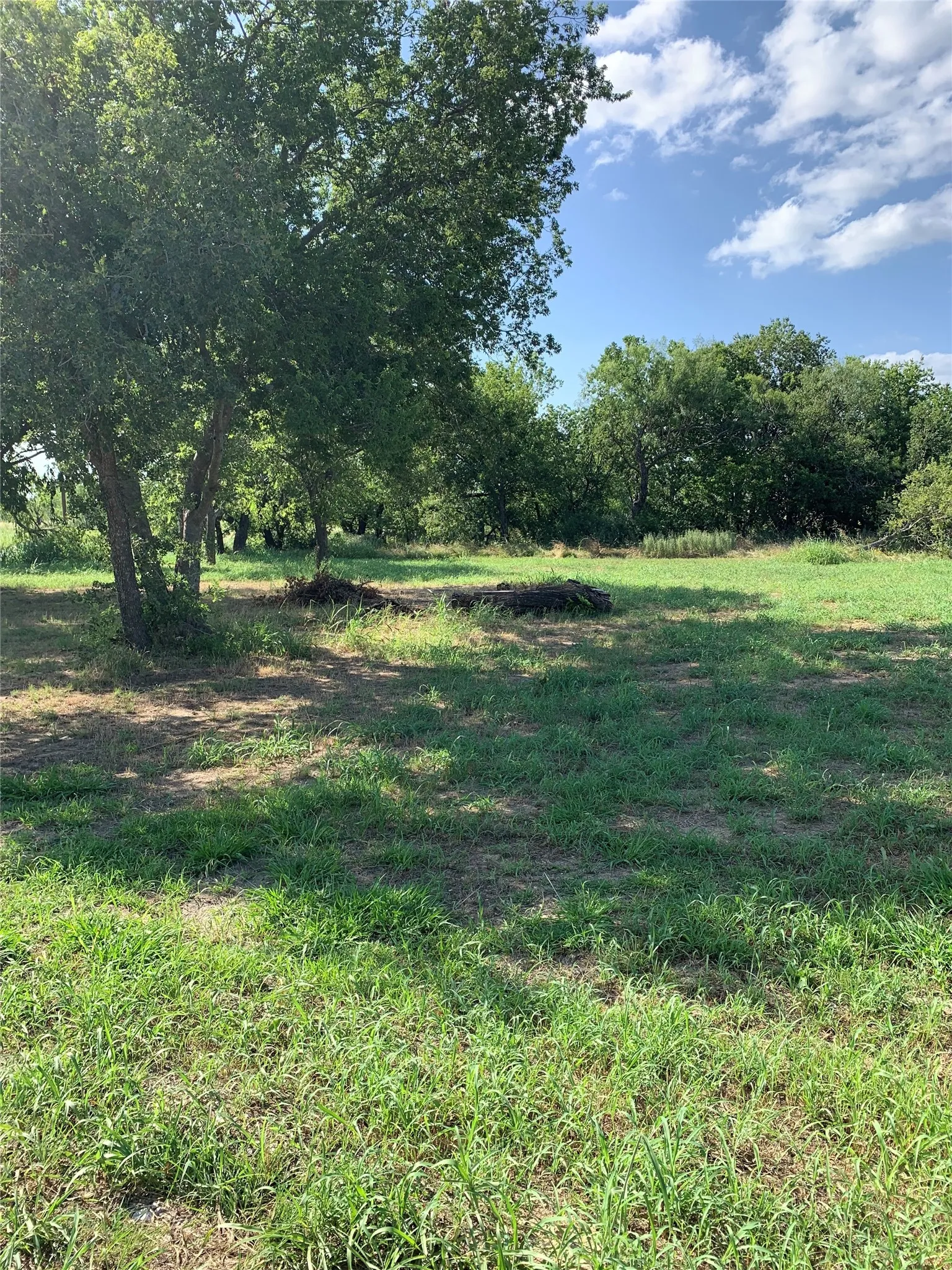 Unimproved Land For Sale in Wise County , 175 Cumberland Trail, Runaway Bay, Texas 76426, 0, 0, Garage spaces, 0 Sqft, built in 0, mls#21311836, Real Estate Agent in Runaway Bay, Homes For Sale in Wise county, Homes For Sale in Runaway Bay, Realtor in Runaway Bay Texas, Real Estate Brokerage Independent Realty Texas, Luminita Cordes Realtor