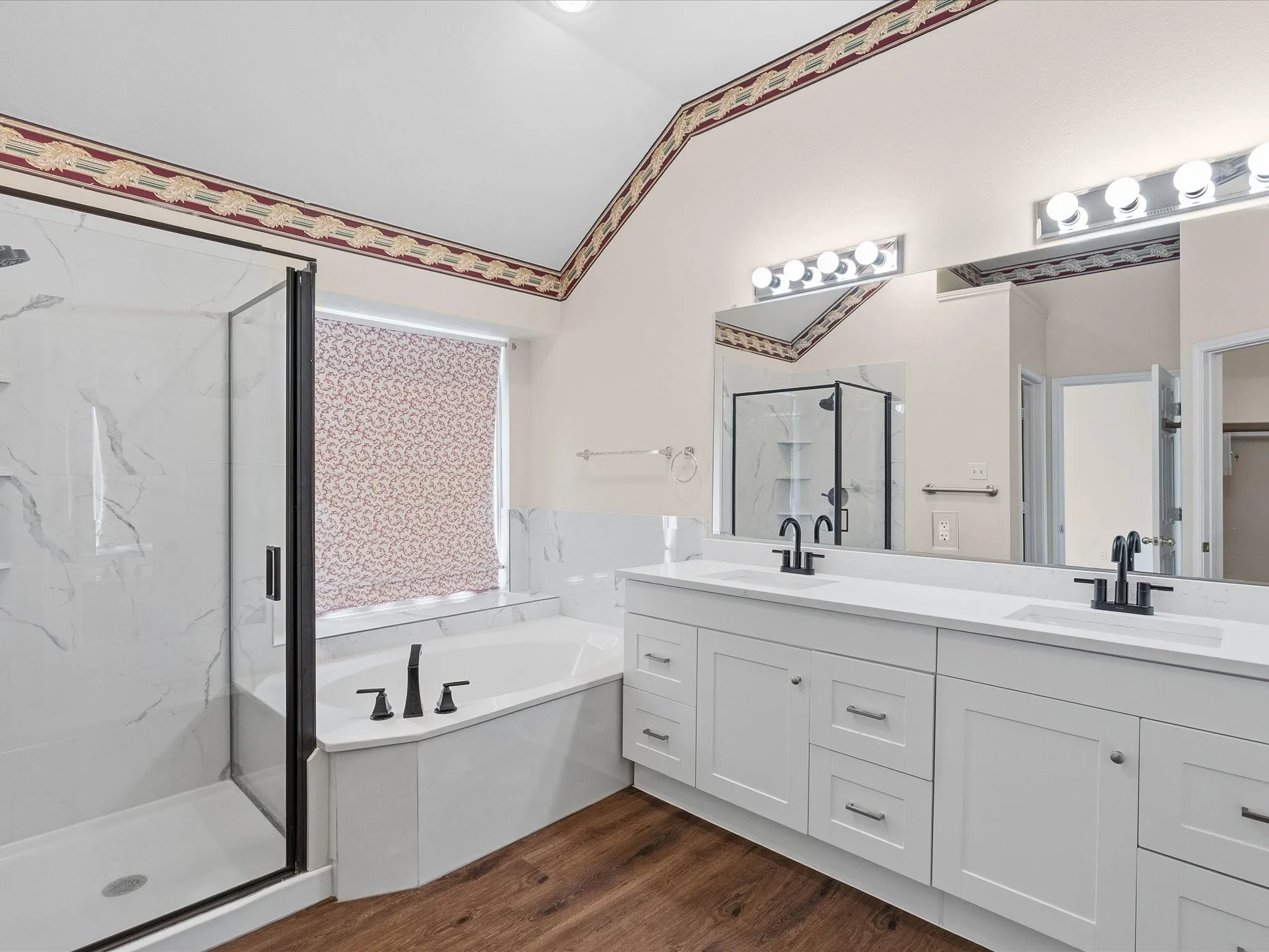 Single Family Residence For Sale in Denton County , 3860 Gillespie Drive, Carrollton, Texas 75010, 3 Bedrooms, 2 Bathrooms, 2 Garage spaces, 1,684 Sqft, built in 1997, Price $425,000, mls#21310776, Real Estate Agent in Carrollton, Homes For Sale in Denton county, Homes For Sale in Carrollton, Realtor in Carrollton Texas, Real Estate Brokerage Independent Realty Texas, Luminita Cordes Realtor