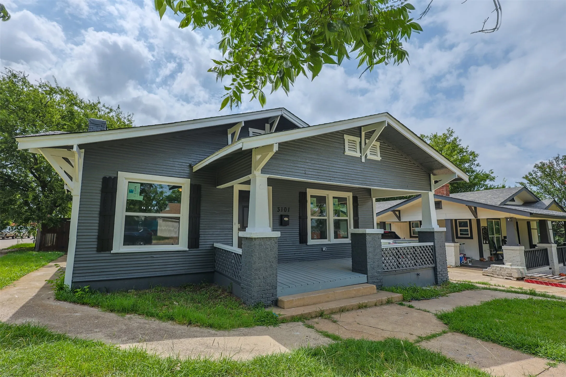 Single Family Residence For Sale in Tarrant County , 3101 Erie Street, Fort Worth, Texas 76112, 3 Bedroom, 1 Bathroom, Garage spaces, 1,178 Sqft, built in 1924, mls#21311839, Real Estate Agent in Fort Worth, Homes For Sale in Tarrant county, Homes For Sale in Fort Worth, Realtor in Fort Worth Texas, Real Estate Brokerage Independent Realty Texas, Luminita Cordes Realtor