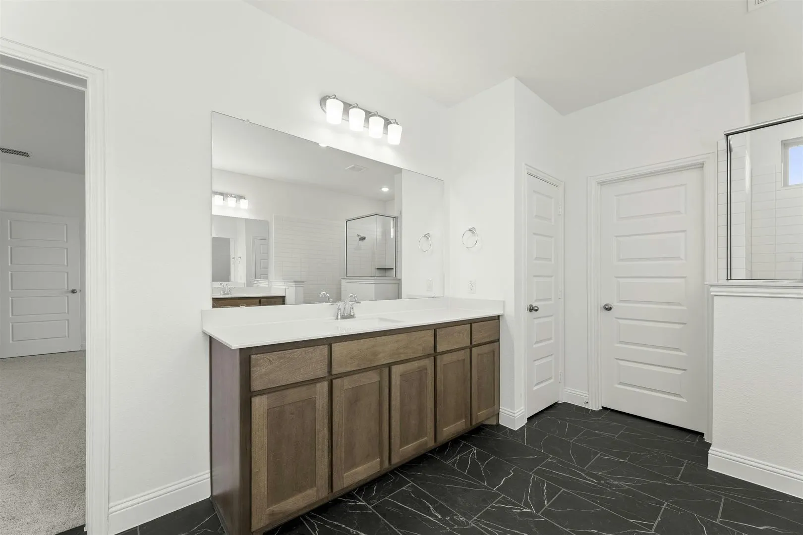 Single Family Residence For Sale in Ellis County , 313 Hollingsworth Lane, Glenn Heights, Texas 75154, 4 Bedroom, 3 Bathroom, 3 Garage spaces, 3,025 Sqft, built in 2024, Price $616,195, mls#21311841, Real Estate Agent in Glenn Heights, Homes For Sale in Ellis county, Homes For Sale in Glenn Heights, Realtor in Glenn Heights Texas, Real Estate Brokerage Independent Realty Texas, Luminita Cordes Realtor