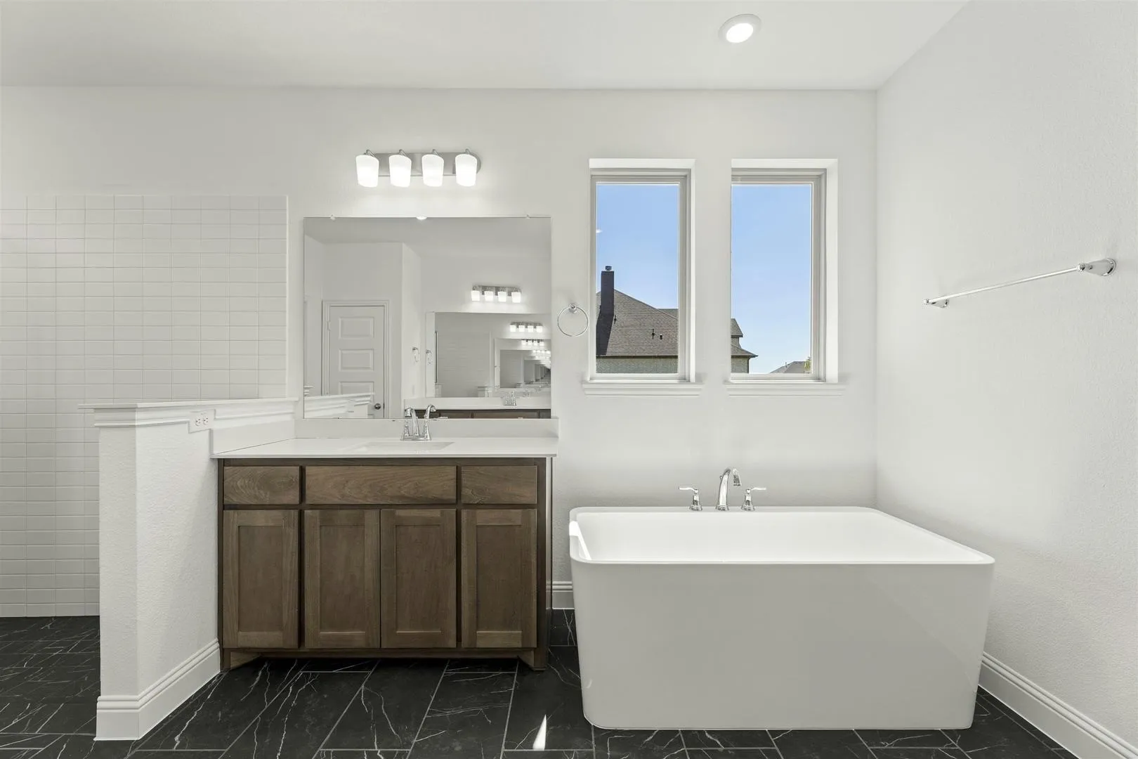Single Family Residence For Sale in Ellis County , 313 Hollingsworth Lane, Glenn Heights, Texas 75154, 4 Bedroom, 3 Bathroom, 3 Garage spaces, 3,025 Sqft, built in 2024, Price $616,195, mls#21311841, Real Estate Agent in Glenn Heights, Homes For Sale in Ellis county, Homes For Sale in Glenn Heights, Realtor in Glenn Heights Texas, Real Estate Brokerage Independent Realty Texas, Luminita Cordes Realtor