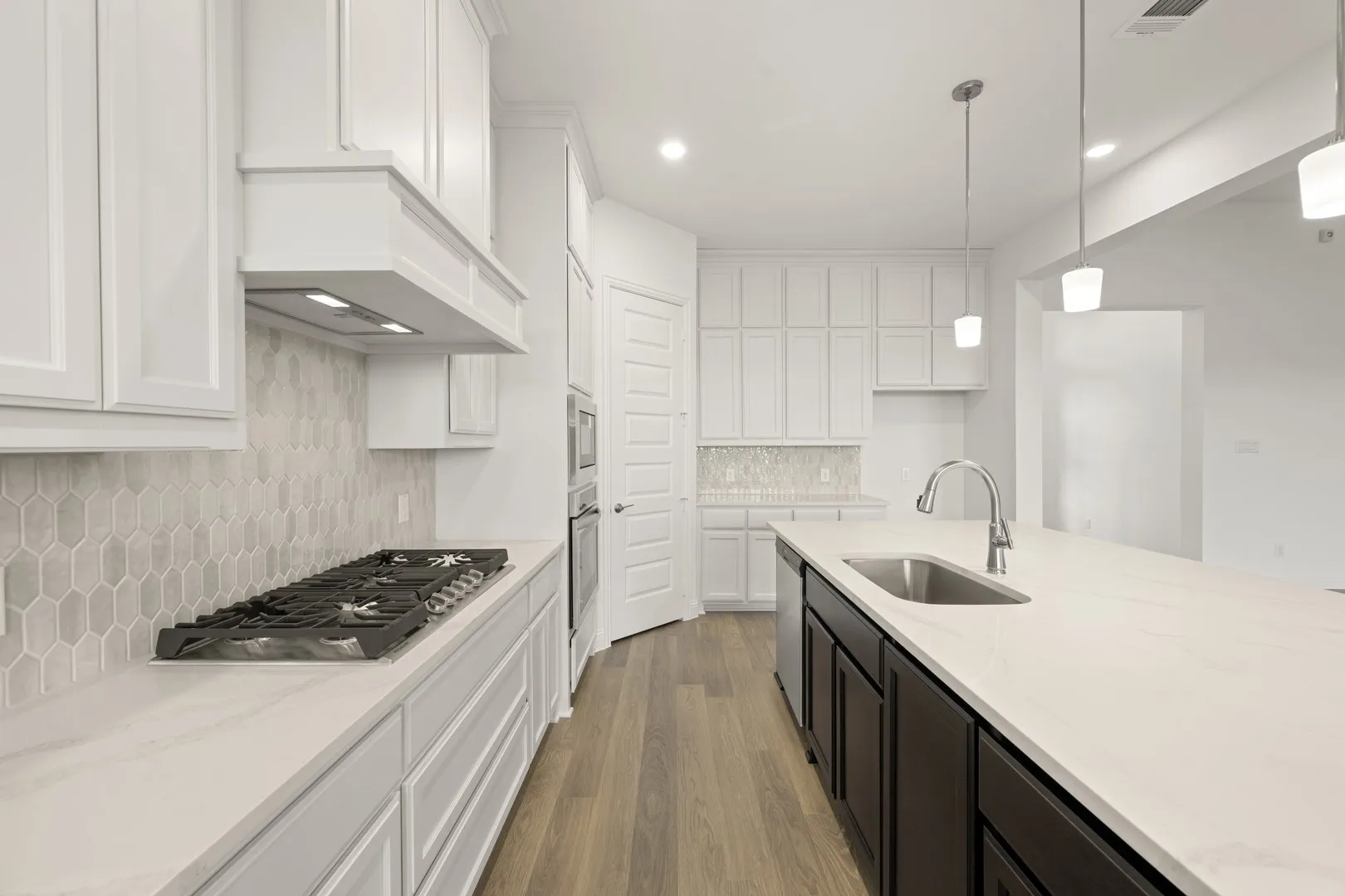 301 Hollingsworth- Kitchen-3