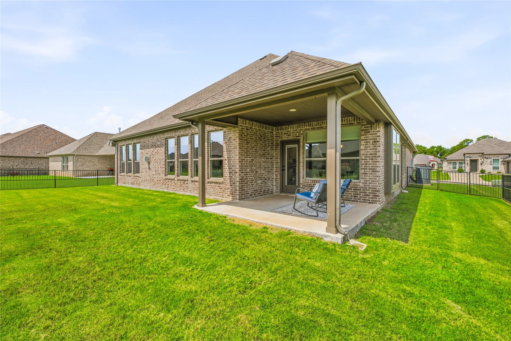 Single Family Residence For Sale in Hood County , 1086 Mickelson Drive, Granbury, Texas 76048, 4 Bedroom, 3 Bathroom, 2 Garage spaces, 2,665 Sqft, built in 2021, mls#21309882, Real Estate Agent in Granbury, Homes For Sale in Hood county, Homes For Sale in Granbury, Realtor in Granbury Texas, Real Estate Brokerage Independent Realty Texas, Luminita Cordes Realtor