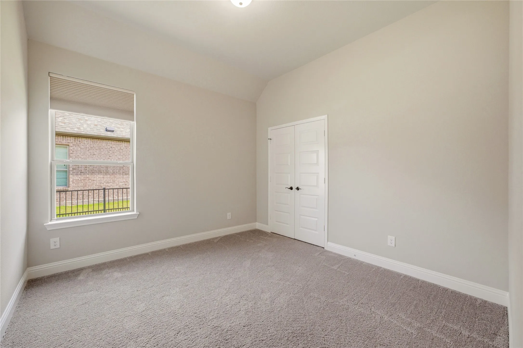 Single Family Residence For Sale in Hood County , 1086 Mickelson Drive, Granbury, Texas 76048, 4 Bedroom, 3 Bathroom, 2 Garage spaces, 2,665 Sqft, built in 2021, mls#21309882, Real Estate Agent in Granbury, Homes For Sale in Hood county, Homes For Sale in Granbury, Realtor in Granbury Texas, Real Estate Brokerage Independent Realty Texas, Luminita Cordes Realtor