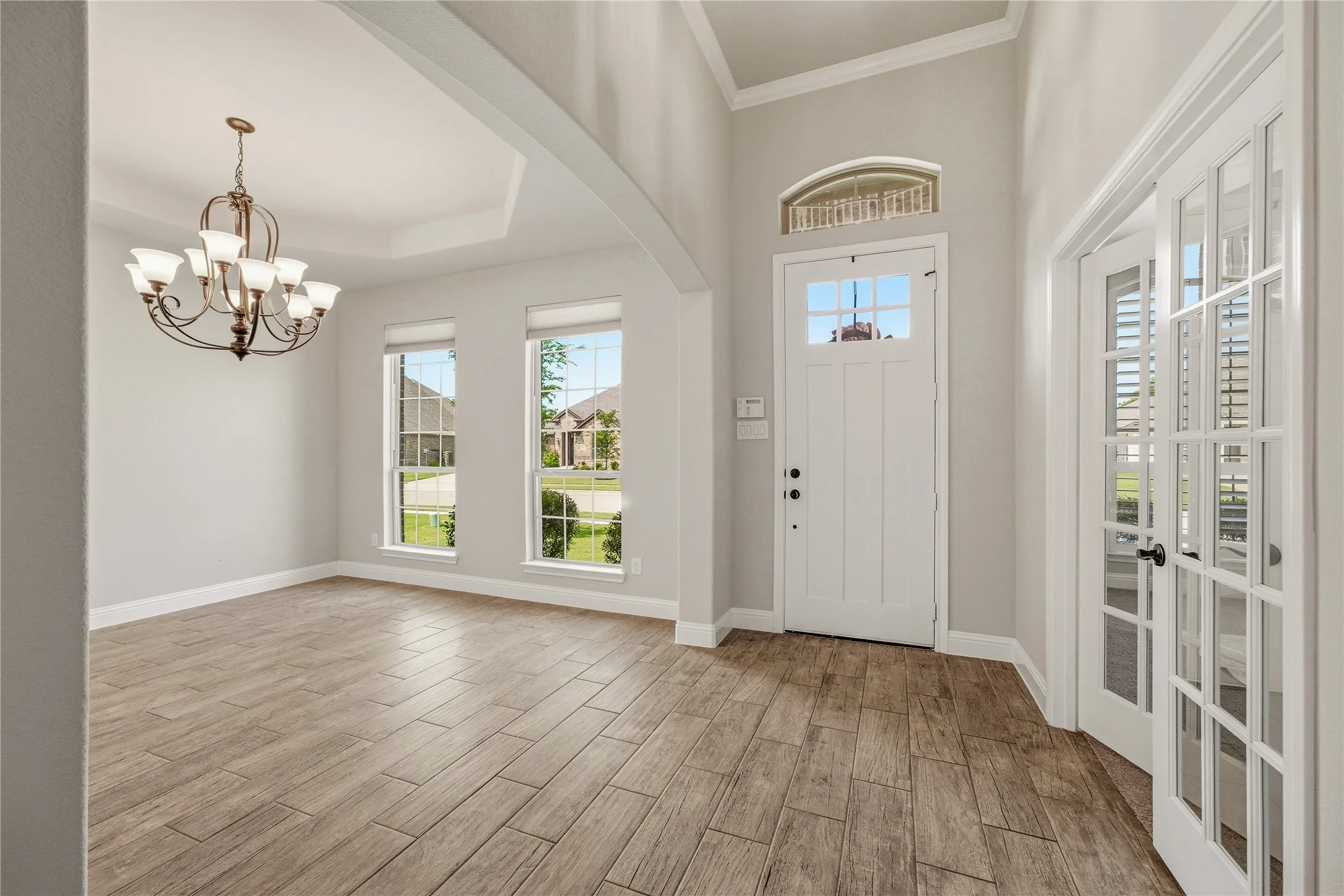 Single Family Residence For Sale in Hood County , 1086 Mickelson Drive, Granbury, Texas 76048, 4 Bedroom, 3 Bathroom, 2 Garage spaces, 2,665 Sqft, built in 2021, mls#21309882, Real Estate Agent in Granbury, Homes For Sale in Hood county, Homes For Sale in Granbury, Realtor in Granbury Texas, Real Estate Brokerage Independent Realty Texas, Luminita Cordes Realtor