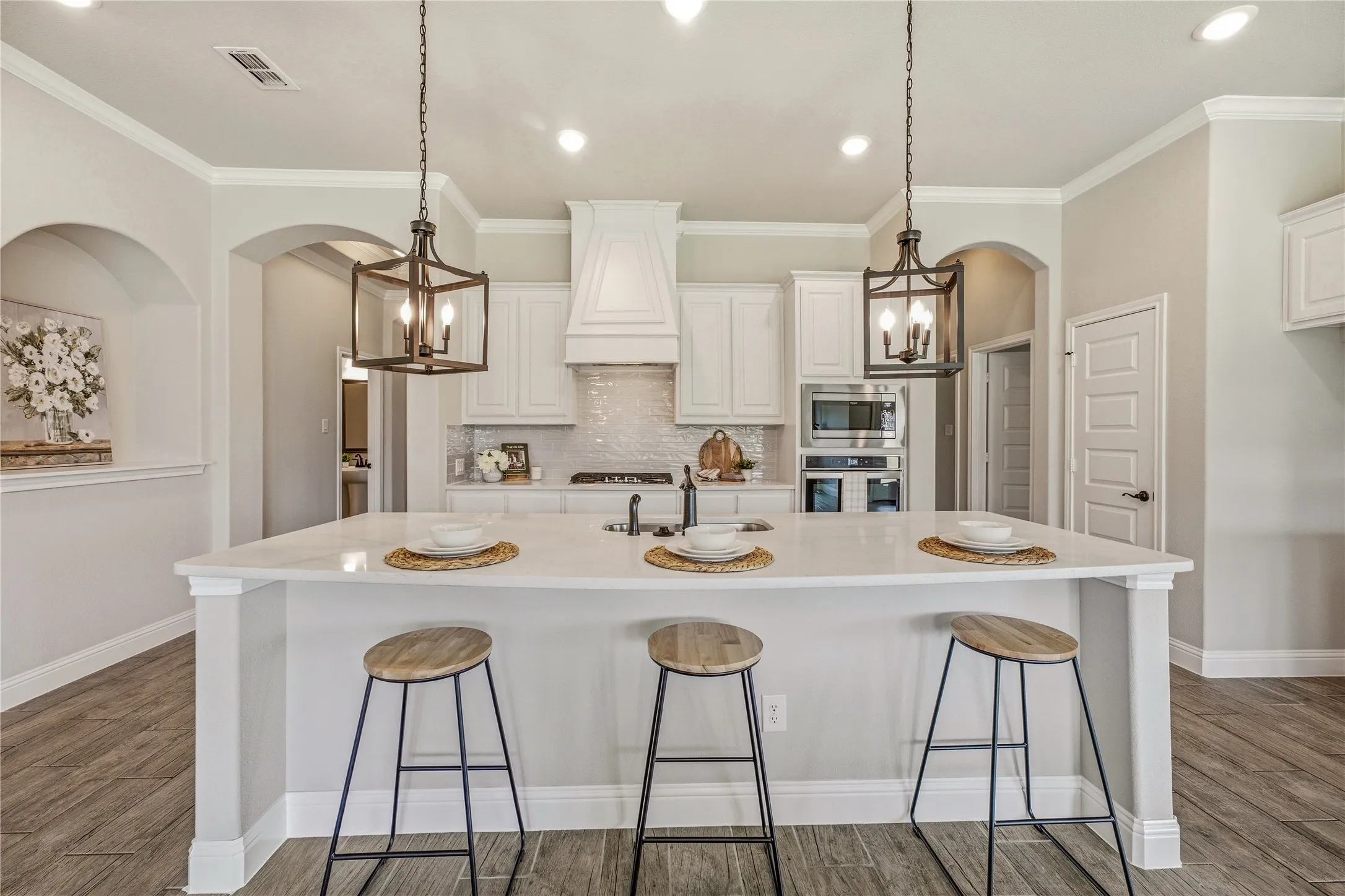 Single Family Residence For Sale in Hood County , 1086 Mickelson Drive, Granbury, Texas 76048, 4 Bedroom, 3 Bathroom, 2 Garage spaces, 2,665 Sqft, built in 2021, mls#21309882, Real Estate Agent in Granbury, Homes For Sale in Hood county, Homes For Sale in Granbury, Realtor in Granbury Texas, Real Estate Brokerage Independent Realty Texas, Luminita Cordes Realtor