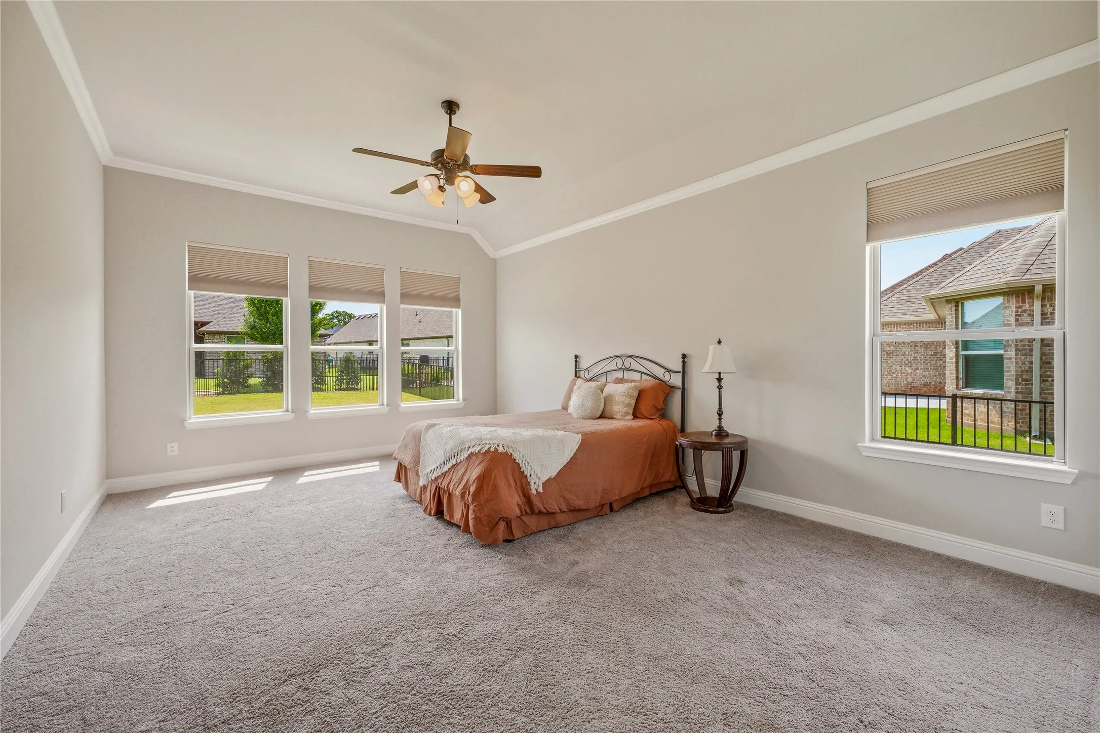 Single Family Residence For Sale in Hood County , 1086 Mickelson Drive, Granbury, Texas 76048, 4 Bedroom, 3 Bathroom, 2 Garage spaces, 2,665 Sqft, built in 2021, mls#21309882, Real Estate Agent in Granbury, Homes For Sale in Hood county, Homes For Sale in Granbury, Realtor in Granbury Texas, Real Estate Brokerage Independent Realty Texas, Luminita Cordes Realtor