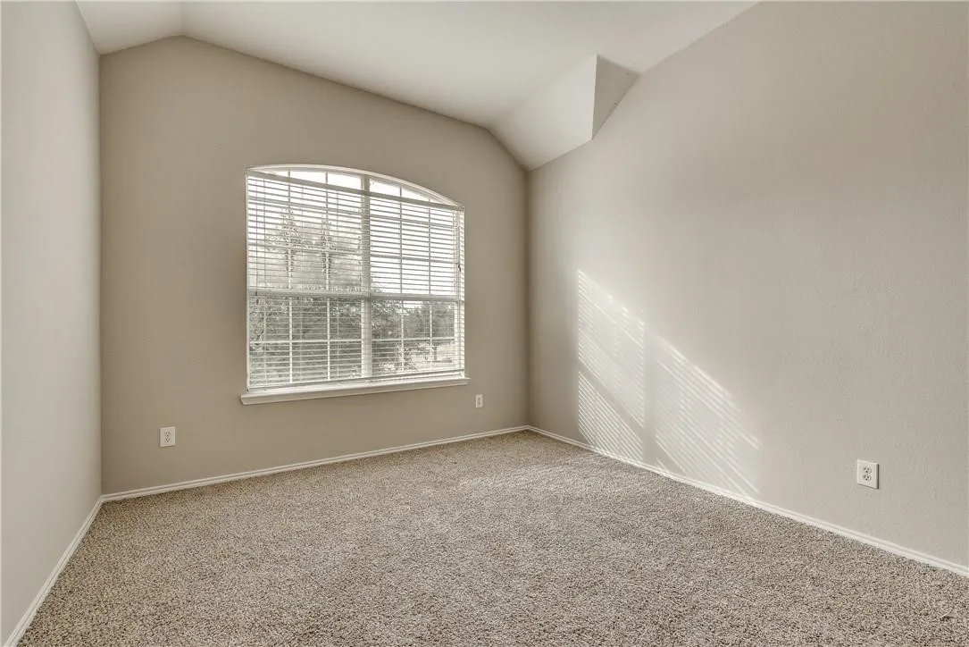 Single Family Residence For Rent in Collin County , 409 Knoll Park Court, Mc Kinney, Texas 75072, 4 Bedroom, 3 Bathroom, Garage spaces, 2,279 Sqft, built in 2003, mls#21311898, Real Estate Agent in Mc Kinney, Homes For Rent in Collin county, Homes For Rent in Mc Kinney, Realtor in Mc Kinney Texas, Real Estate Brokerage Independent Realty Texas, Luminita Cordes Realtor