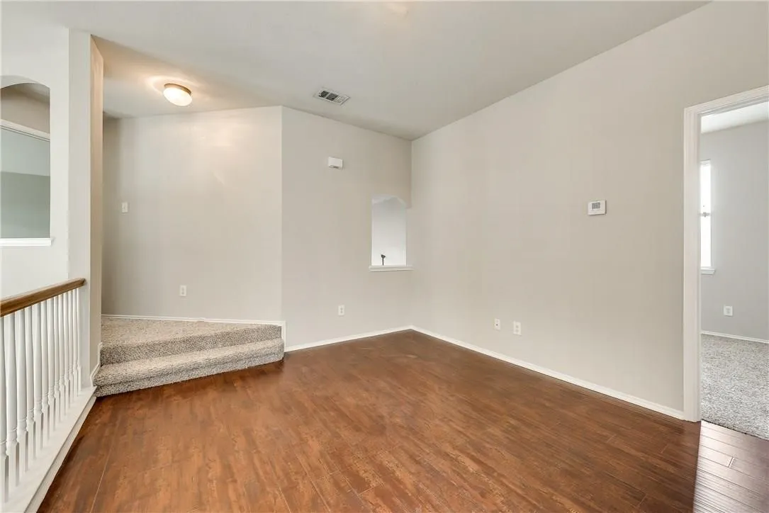 Single Family Residence For Rent in Collin County , 409 Knoll Park Court, Mc Kinney, Texas 75072, 4 Bedroom, 3 Bathroom, Garage spaces, 2,279 Sqft, built in 2003, mls#21311898, Real Estate Agent in Mc Kinney, Homes For Rent in Collin county, Homes For Rent in Mc Kinney, Realtor in Mc Kinney Texas, Real Estate Brokerage Independent Realty Texas, Luminita Cordes Realtor
