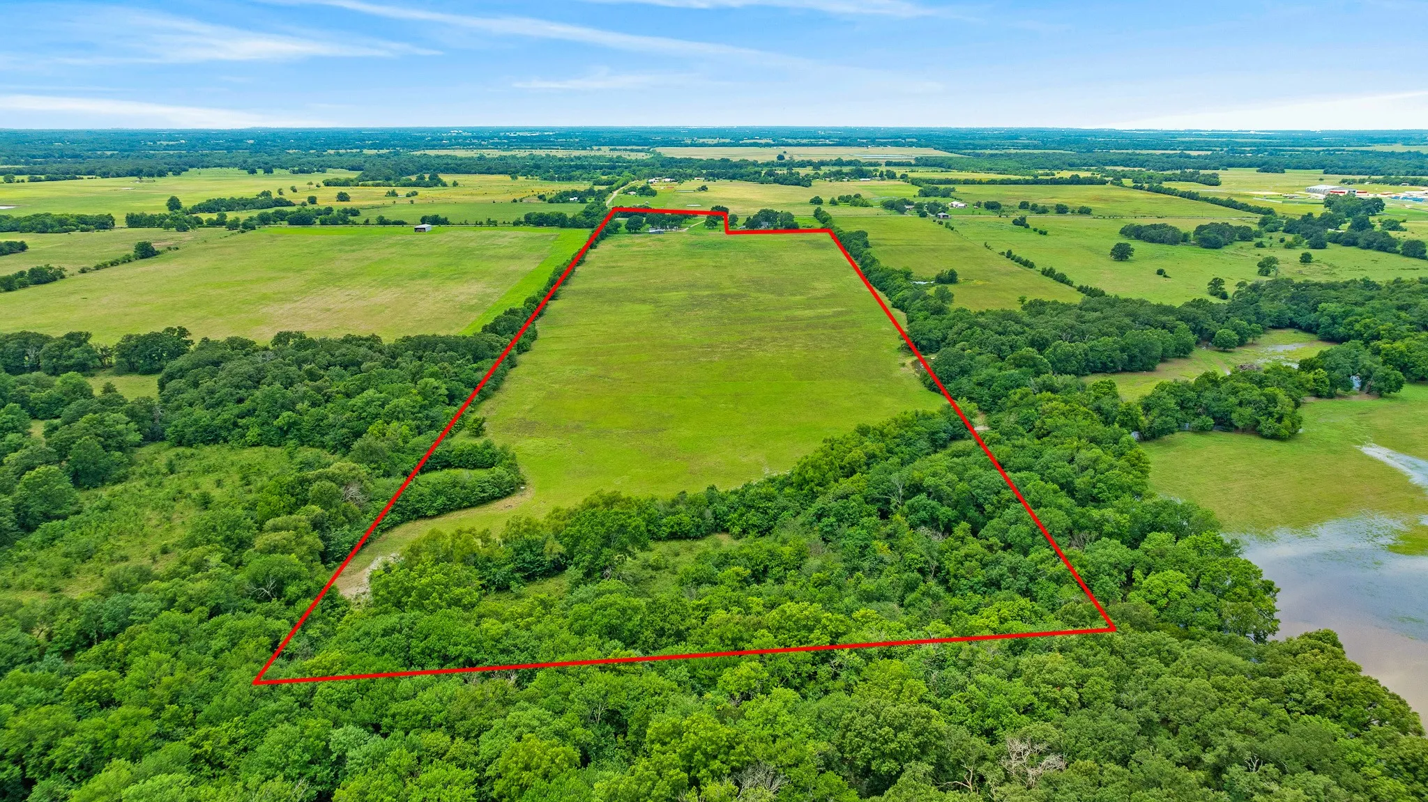 Farm For Sale in Lamar County , 1285 FARM ROAD 196, Pattonville, Texas 75468, 3 Bedroom, 3 Bathroom, Garage spaces, 2,475 Sqft, built in 0, mls#21311912, Real Estate Agent in Pattonville, Homes For Sale in Lamar county, Homes For Sale in Pattonville, Realtor in Pattonville Texas, Real Estate Brokerage Independent Realty Texas, Luminita Cordes Realtor