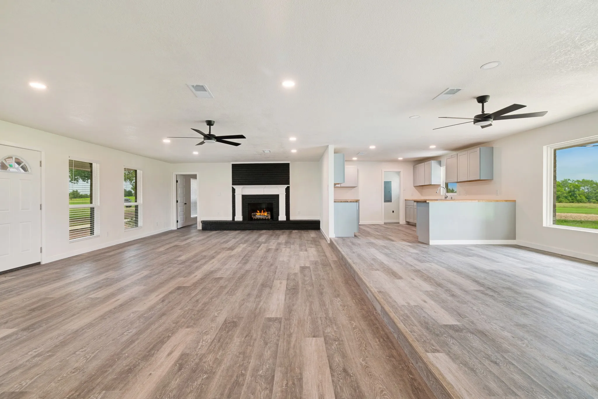 Farm For Sale in Lamar County , 1285 FARM ROAD 196, Pattonville, Texas 75468, 3 Bedroom, 3 Bathroom, Garage spaces, 2,475 Sqft, built in 0, mls#21311912, Real Estate Agent in Pattonville, Homes For Sale in Lamar county, Homes For Sale in Pattonville, Realtor in Pattonville Texas, Real Estate Brokerage Independent Realty Texas, Luminita Cordes Realtor
