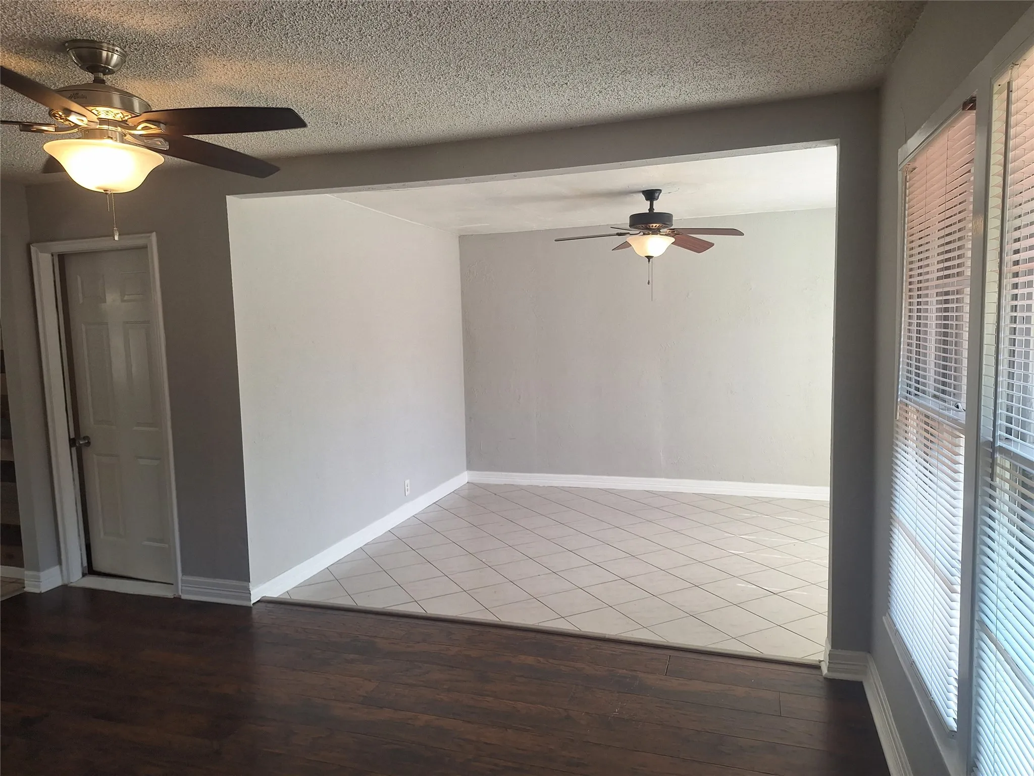 Single Family Residence For Rent in Tarrant County , 1225 Harrison Lane, Hurst, Texas 76053, 3 Bedroom, 1 Bathroom, Garage spaces, 1,334 Sqft, built in 1957, mls#21308750, Real Estate Agent in Hurst, Homes For Rent in Tarrant county, Homes For Rent in Hurst, Realtor in Hurst Texas, Real Estate Brokerage Independent Realty Texas, Luminita Cordes Realtor