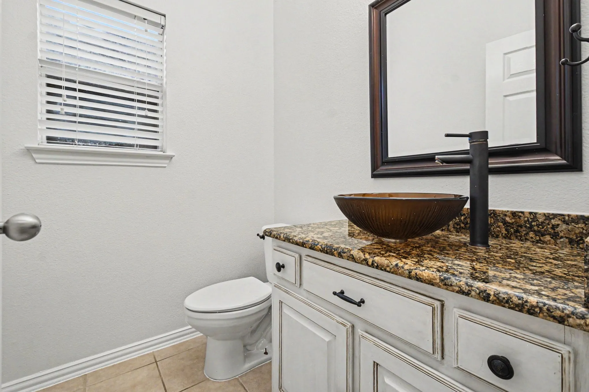 Single Family Residence For Sale in Denton County , 4111 Creek Hill Lane, Corinth, Texas 76208, 4 Bedroom, 3 Bathroom, 2 Garage spaces, 3,054 Sqft, built in 2003, mls#21311560, Real Estate Agent in Corinth, Homes For Sale in Denton county, Homes For Sale in Corinth, Realtor in Corinth Texas, Real Estate Brokerage Independent Realty Texas, Luminita Cordes Realtor