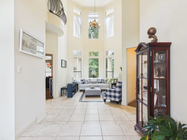 Single Family Residence For Sale in Henderson County , 299 Saint Andrews Drive, Mabank, Texas 75156, 4 Bedroom, 6 Bathroom, 4 Garage spaces, 5,991 Sqft, built in 2007, mls#21311722, Real Estate Agent in Mabank, Homes For Sale in Henderson county, Homes For Sale in Mabank, Realtor in Mabank Texas, Real Estate Brokerage Independent Realty Texas, Luminita Cordes Realtor