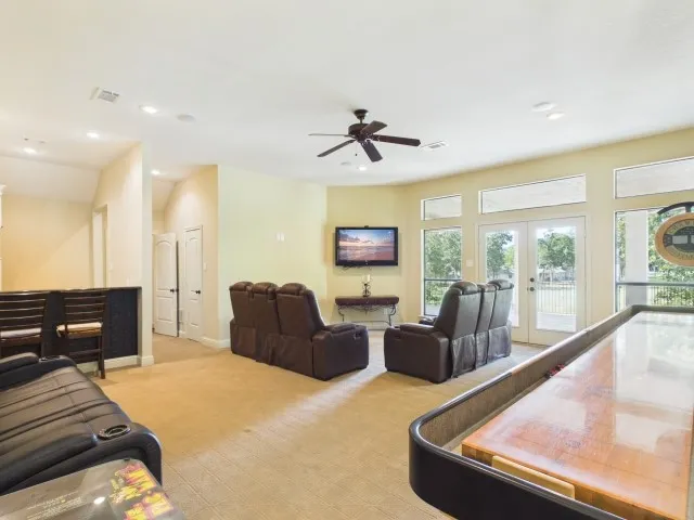 Single Family Residence For Sale in Henderson County , 299 Saint Andrews Drive, Mabank, Texas 75156, 4 Bedroom, 6 Bathroom, 4 Garage spaces, 5,991 Sqft, built in 2007, mls#21311722, Real Estate Agent in Mabank, Homes For Sale in Henderson county, Homes For Sale in Mabank, Realtor in Mabank Texas, Real Estate Brokerage Independent Realty Texas, Luminita Cordes Realtor