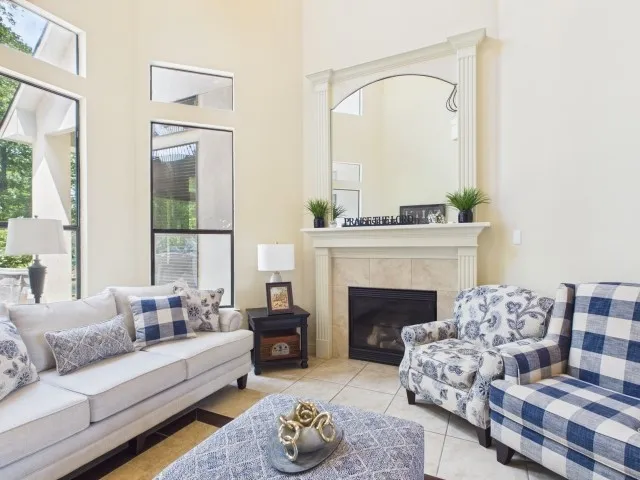 Single Family Residence For Sale in Henderson County , 299 Saint Andrews Drive, Mabank, Texas 75156, 4 Bedroom, 6 Bathroom, 4 Garage spaces, 5,991 Sqft, built in 2007, mls#21311722, Real Estate Agent in Mabank, Homes For Sale in Henderson county, Homes For Sale in Mabank, Realtor in Mabank Texas, Real Estate Brokerage Independent Realty Texas, Luminita Cordes Realtor