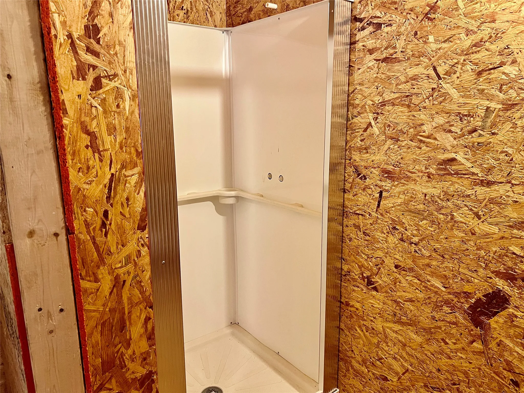 Single Family Residence For Sale in Montague County , 12165 Fm 103, Nocona, Texas 76255, 2 Bedroom, 2 Bathroom, Garage spaces, 825 Sqft, built in 0, mls#21311946, Real Estate Agent in Nocona, Homes For Sale in Montague county, Homes For Sale in Nocona, Realtor in Nocona Texas, Real Estate Brokerage Independent Realty Texas, Luminita Cordes Realtor