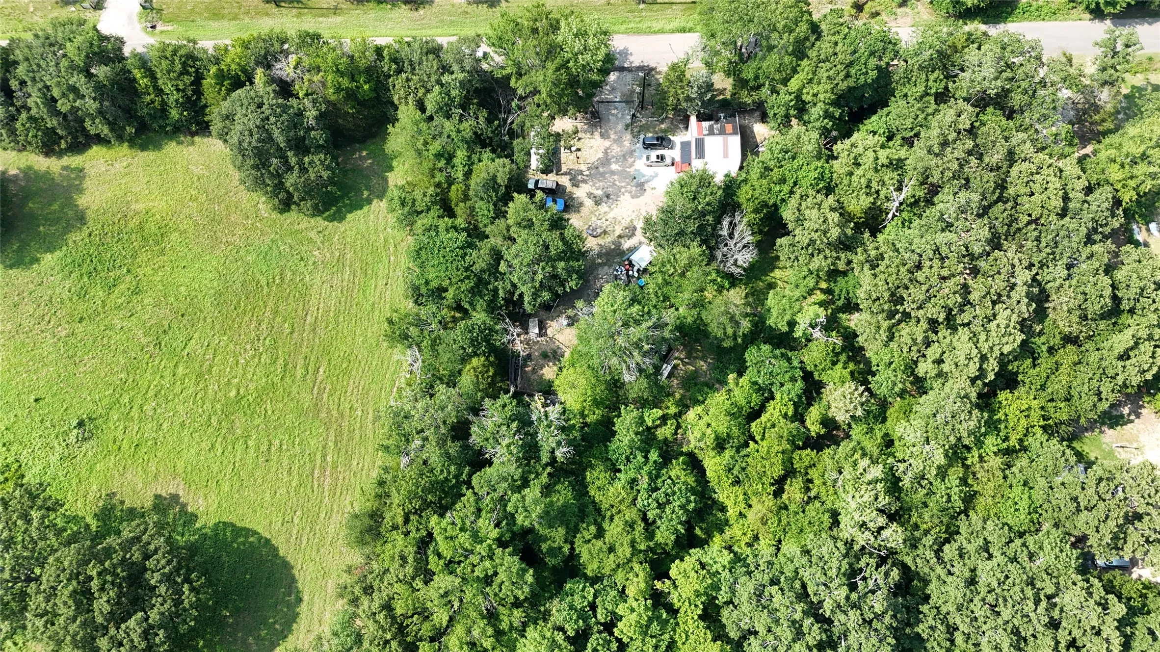 Single Family Residence For Sale in Hunt County , 1425 Northshore Road, Quinlan, Texas 75474, 2 Bedroom, 1 Bathroom, Garage spaces, 660 Sqft, built in 2024, mls#21311805, Real Estate Agent in Quinlan, Homes For Sale in Hunt county, Homes For Sale in Quinlan, Realtor in Quinlan Texas, Real Estate Brokerage Independent Realty Texas, Luminita Cordes Realtor
