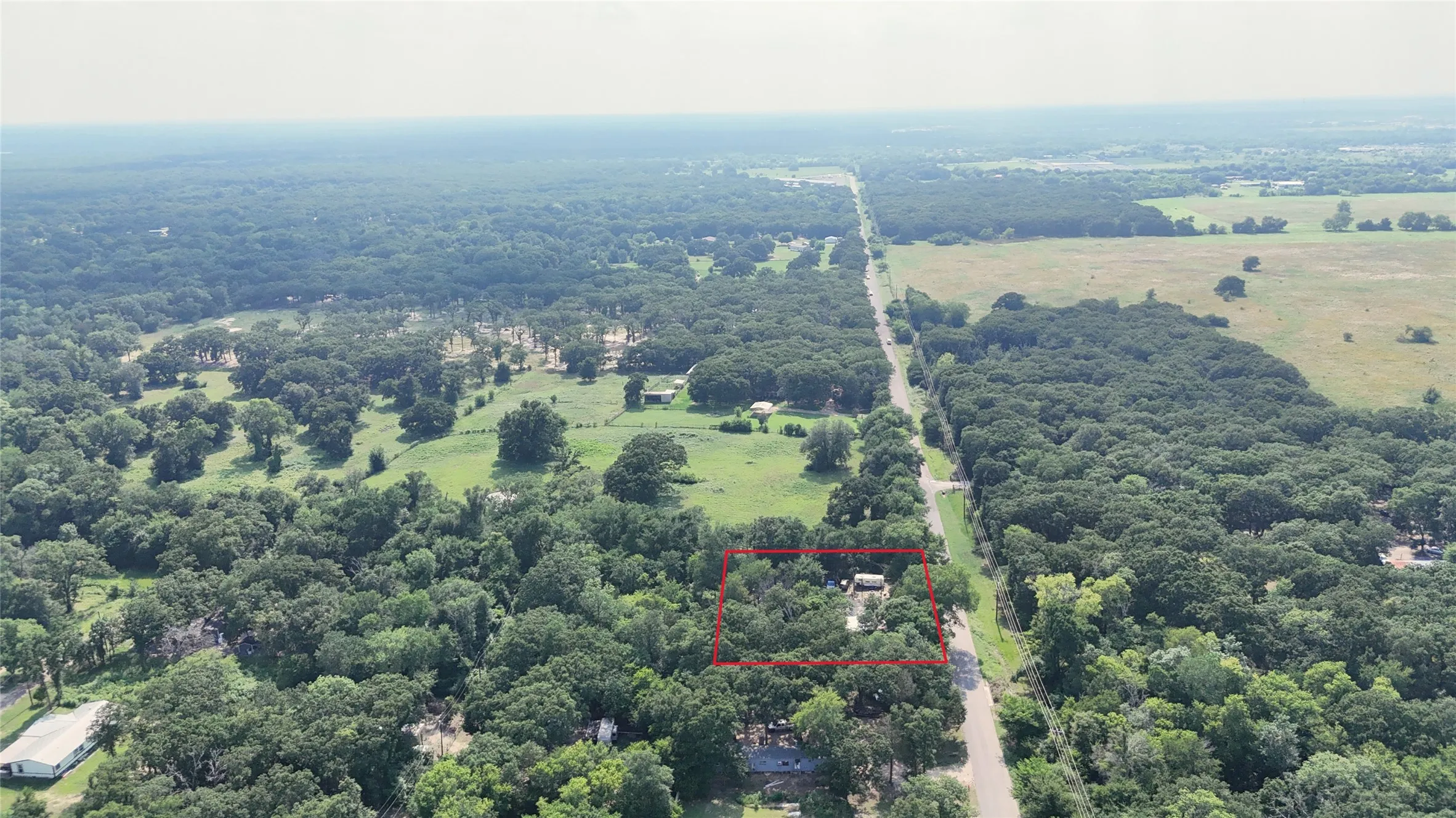 Single Family Residence For Sale in Hunt County , 1425 Northshore Road, Quinlan, Texas 75474, 2 Bedroom, 1 Bathroom, Garage spaces, 660 Sqft, built in 2024, mls#21311805, Real Estate Agent in Quinlan, Homes For Sale in Hunt county, Homes For Sale in Quinlan, Realtor in Quinlan Texas, Real Estate Brokerage Independent Realty Texas, Luminita Cordes Realtor