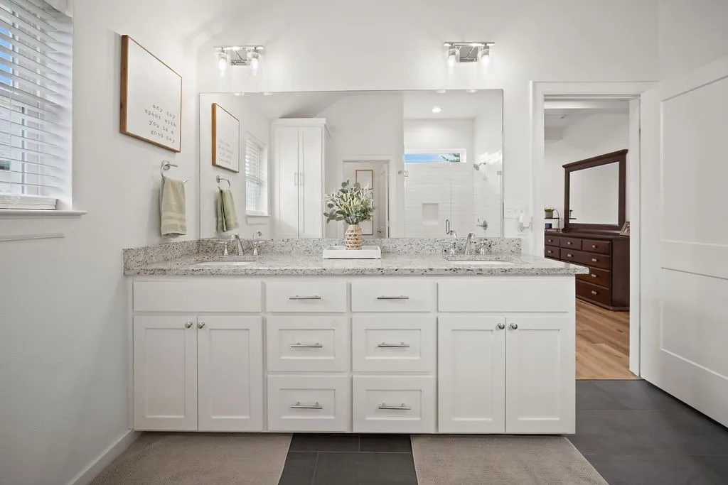 Single Family Residence For Sale in Smith County , 1121 Nate Circle, Bullard, Texas 75757, 4 Bedroom, 2 Bathroom, 2 Garage spaces, 1,971 Sqft, built in 2021, mls#21309891, Real Estate Agent in Bullard, Homes For Sale in Smith county, Homes For Sale in Bullard, Realtor in Bullard Texas, Real Estate Brokerage Independent Realty Texas, Luminita Cordes Realtor