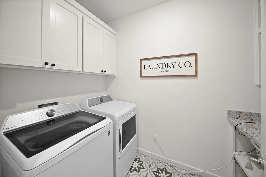 Single Family Residence For Sale in Smith County , 1121 Nate Circle, Bullard, Texas 75757, 4 Bedroom, 2 Bathroom, 2 Garage spaces, 1,971 Sqft, built in 2021, mls#21309891, Real Estate Agent in Bullard, Homes For Sale in Smith county, Homes For Sale in Bullard, Realtor in Bullard Texas, Real Estate Brokerage Independent Realty Texas, Luminita Cordes Realtor