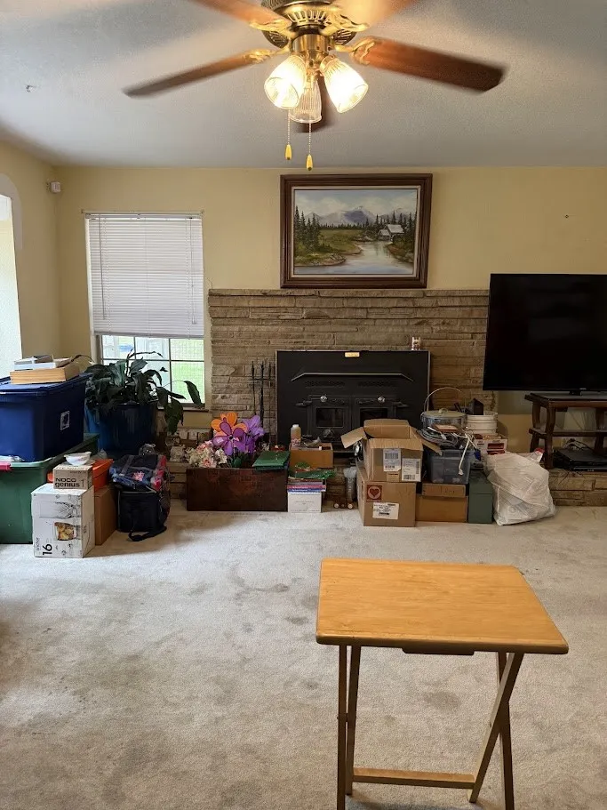 Single Family Residence For Sale in Tarrant County , 921 Sportsman Park Road, Azle, Texas 76020, 4 Bedroom, 3 Bathroom, Garage spaces, 2,322 Sqft, built in 1975, mls#21311819, Real Estate Agent in Azle, Homes For Sale in Tarrant county, Homes For Sale in Azle, Realtor in Azle Texas, Real Estate Brokerage Independent Realty Texas, Luminita Cordes Realtor