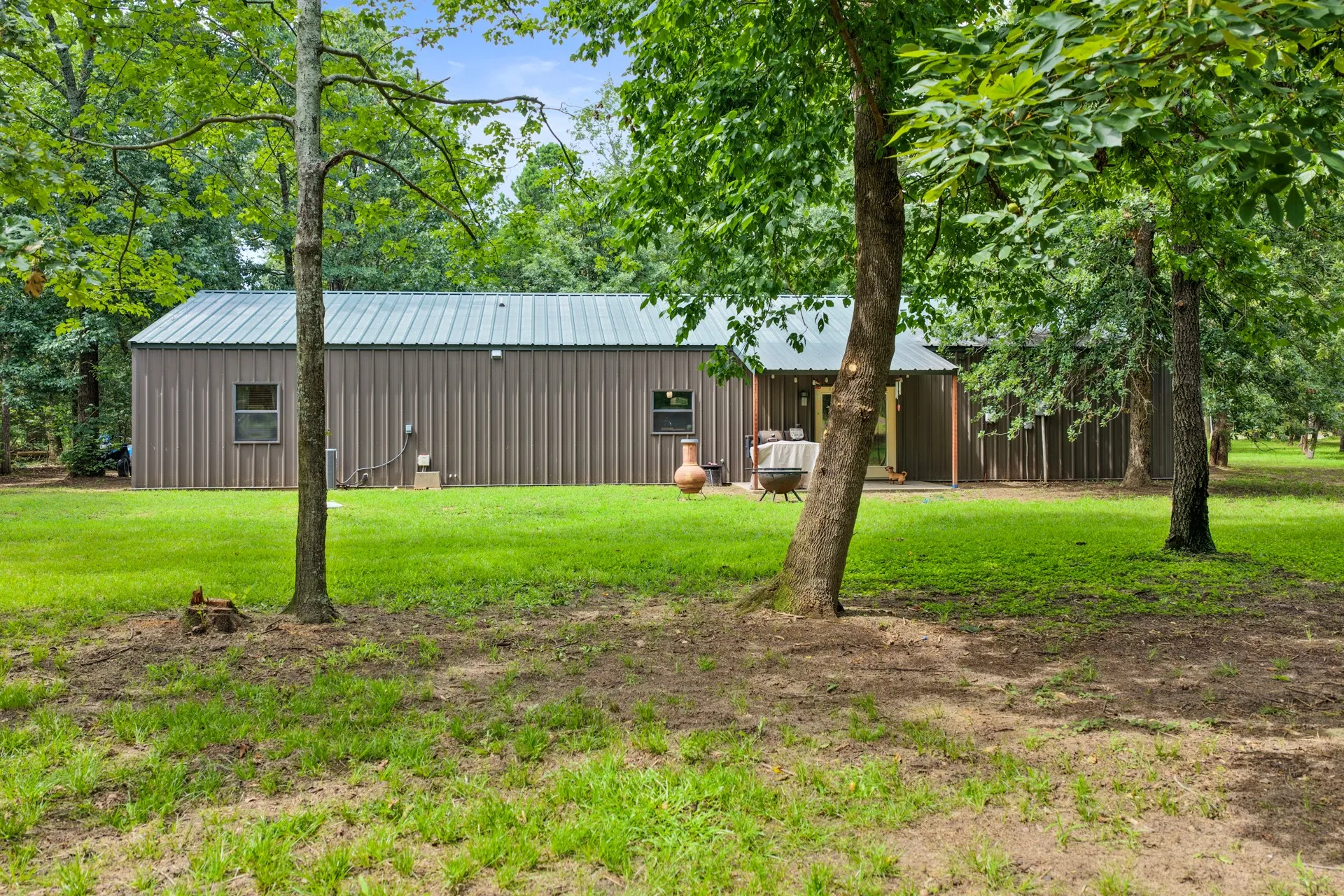 Single Family Residence For Sale in Franklin (TX) County , 726 King Cecil Court, Scroggins, Texas 75480, 4 Bedroom, 2 Bathroom, 2 Garage spaces, 1,728 Sqft, built in 2010, mls#21310400, Real Estate Agent in Scroggins, Homes For Sale in Franklin (TX) county, Homes For Sale in Scroggins, Realtor in Scroggins Texas, Real Estate Brokerage Independent Realty Texas, Luminita Cordes Realtor