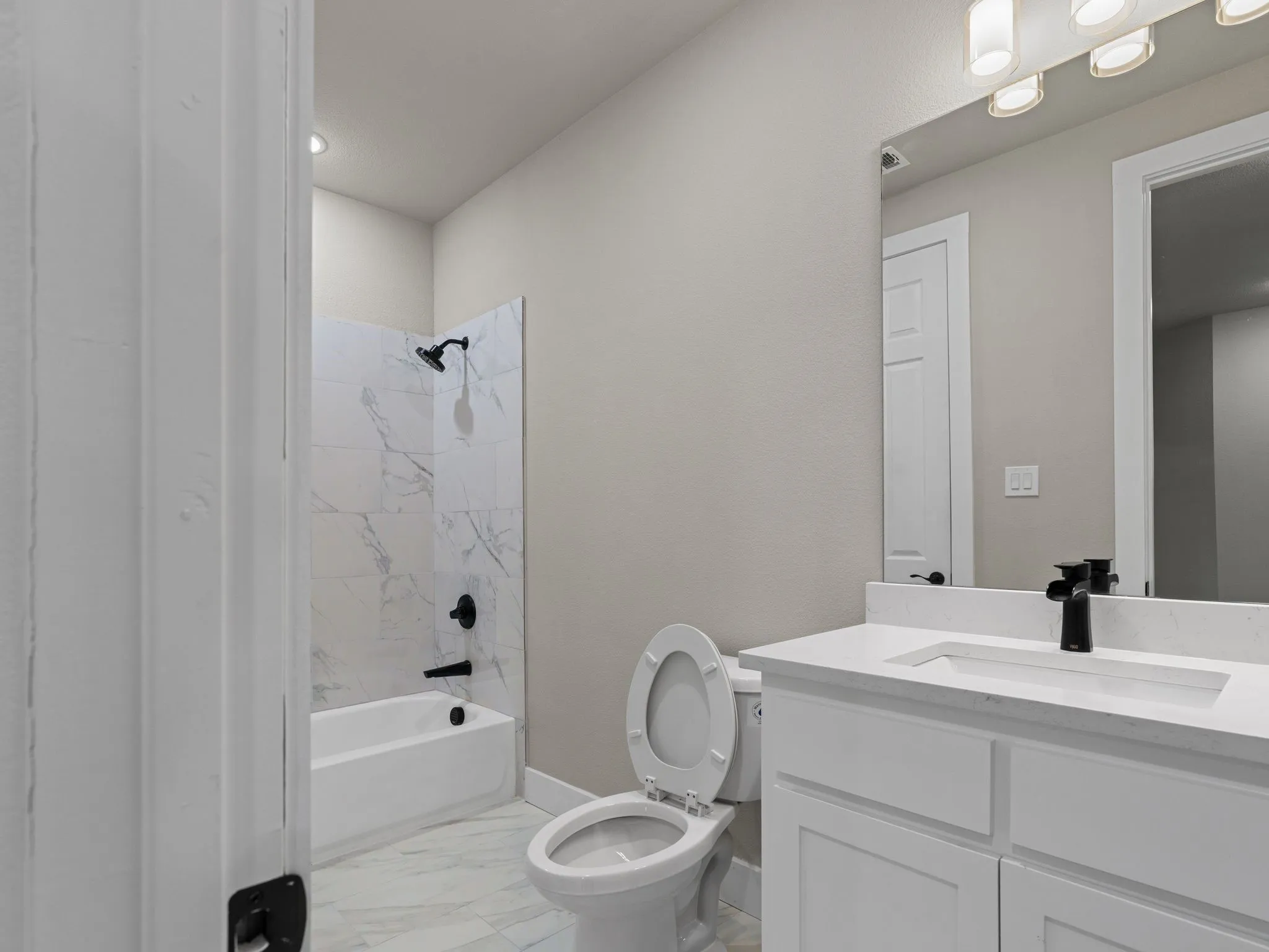 Single Family Residence For Sale in Grayson County , 4318 Peachtree Lane, Denison, Texas 75020, 4 Bedroom, 4 Bathroom, 3 Garage spaces, 3,985 Sqft, built in 2025, mls#21311760, Real Estate Agent in Denison, Homes For Sale in Grayson county, Homes For Sale in Denison, Realtor in Denison Texas, Real Estate Brokerage Independent Realty Texas, Luminita Cordes Realtor