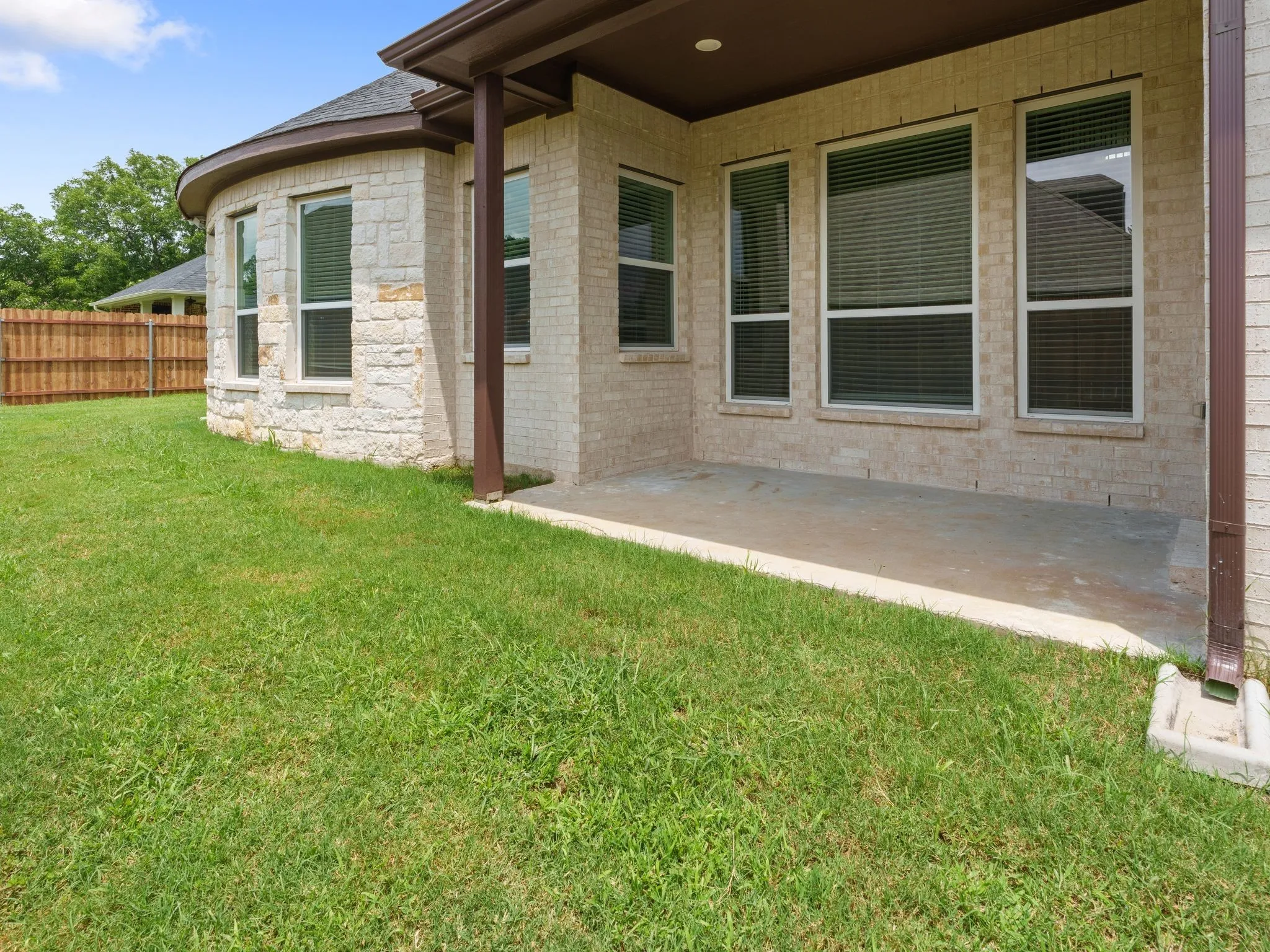 Single Family Residence For Sale in Grayson County , 4318 Peachtree Lane, Denison, Texas 75020, 4 Bedroom, 4 Bathroom, 3 Garage spaces, 3,985 Sqft, built in 2025, mls#21311760, Real Estate Agent in Denison, Homes For Sale in Grayson county, Homes For Sale in Denison, Realtor in Denison Texas, Real Estate Brokerage Independent Realty Texas, Luminita Cordes Realtor