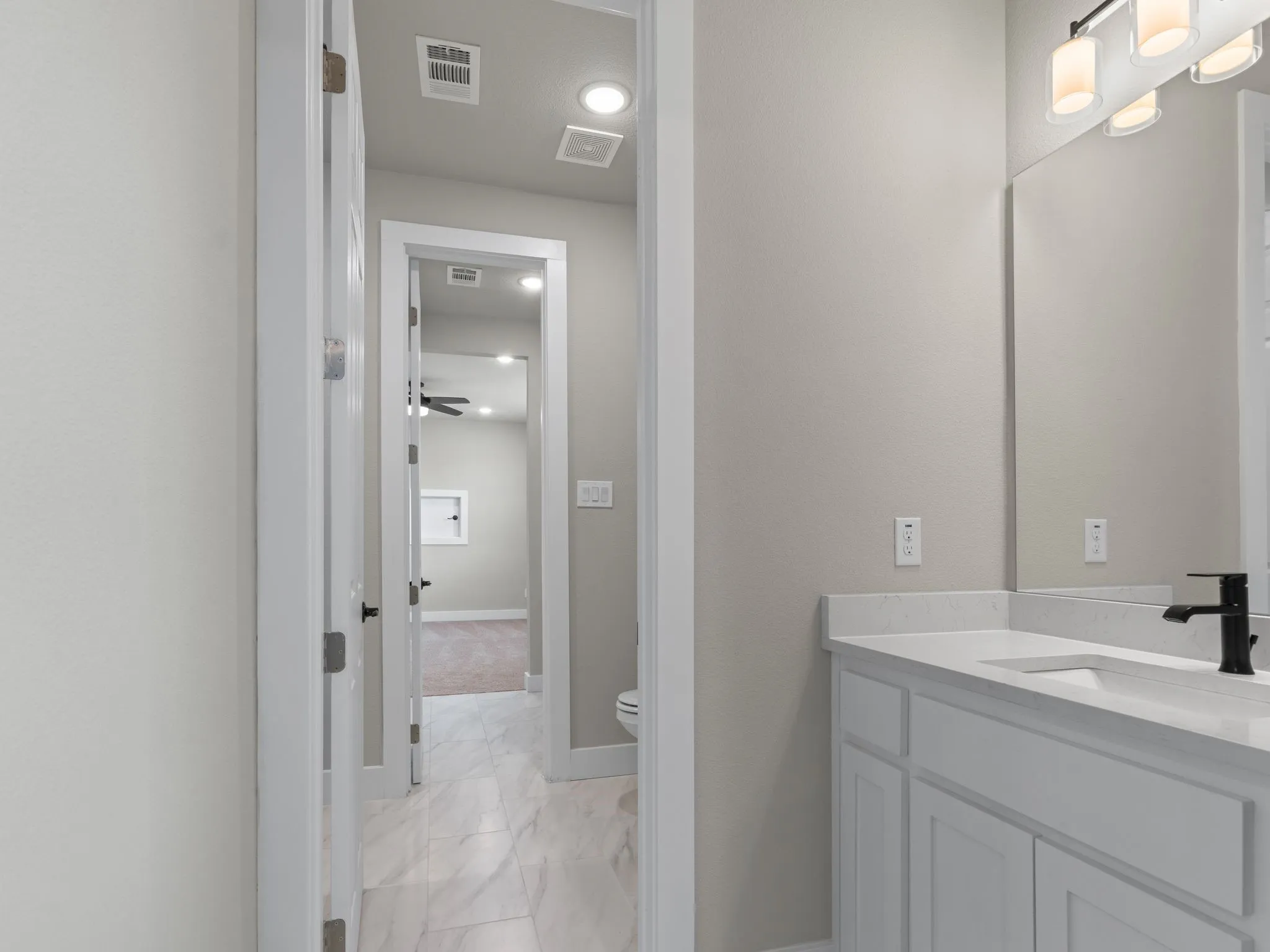 Single Family Residence For Sale in Grayson County , 4318 Peachtree Lane, Denison, Texas 75020, 4 Bedroom, 4 Bathroom, 3 Garage spaces, 3,985 Sqft, built in 2025, mls#21311760, Real Estate Agent in Denison, Homes For Sale in Grayson county, Homes For Sale in Denison, Realtor in Denison Texas, Real Estate Brokerage Independent Realty Texas, Luminita Cordes Realtor