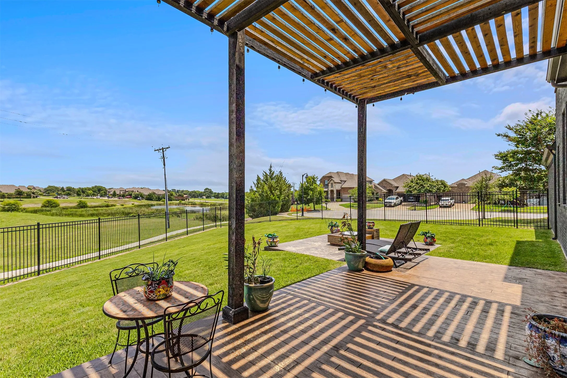 Single Family Residence For Sale in Collin County , 1831 Morning Mist Way, Wylie, Texas 75098, 5 Bedroom, 4 Bathroom, 3 Garage spaces, 3,034 Sqft, built in 2015, mls#21308219, Real Estate Agent in Wylie, Homes For Sale in Collin county, Homes For Sale in Wylie, Realtor in Wylie Texas, Real Estate Brokerage Independent Realty Texas, Luminita Cordes Realtor
