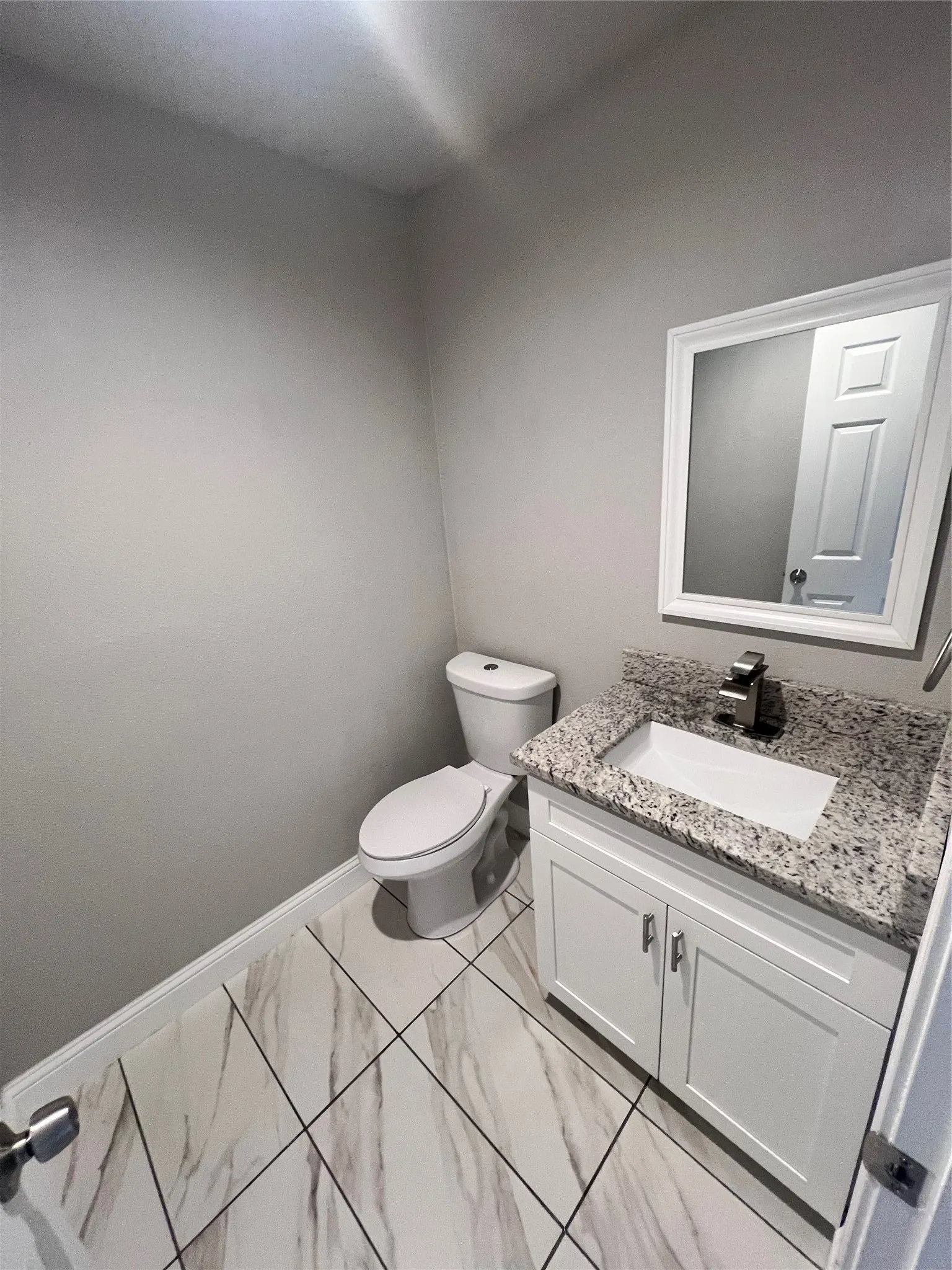 Townhouse For Rent in Dallas County , 8404 Forest Lane, Dallas, Texas 75243, 1 Bedroom, 2 Bathroom, Garage spaces, 928 Sqft, built in 1984, mls#21311617, Real Estate Agent in Dallas, Homes For Rent in Dallas county, Homes For Rent in Dallas, Realtor in Dallas Texas, Real Estate Brokerage Independent Realty Texas, Luminita Cordes Realtor