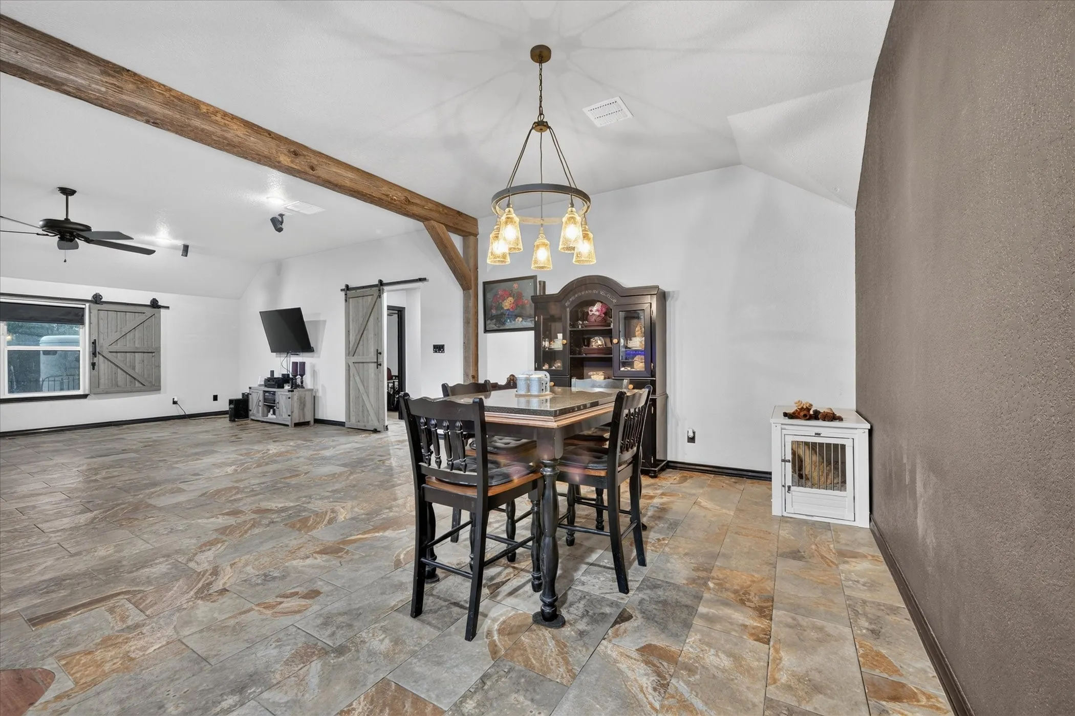 Single Family Residence For Sale in Wise County , 1017 County Road 3555, Paradise, Texas 76073, 4 Bedroom, 3 Bathroom, Garage spaces, 2,753 Sqft, built in 2006, mls#21311172, Real Estate Agent in Paradise, Homes For Sale in Wise county, Homes For Sale in Paradise, Realtor in Paradise Texas, Real Estate Brokerage Independent Realty Texas, Luminita Cordes Realtor