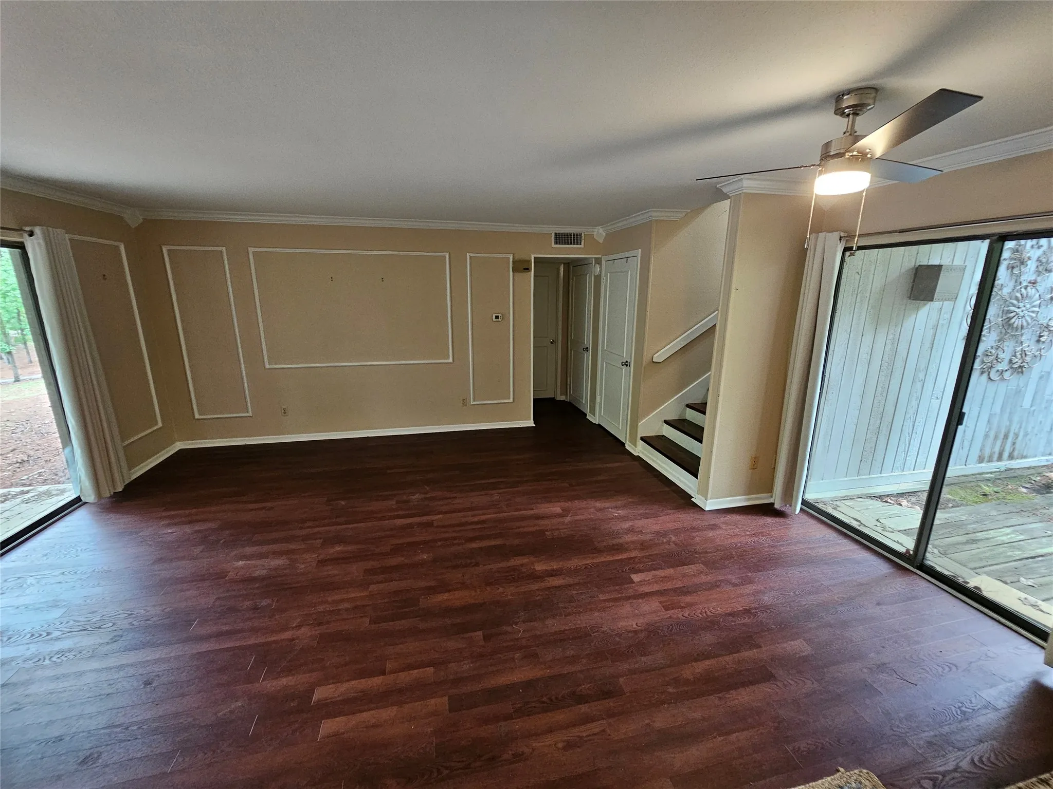 Condominium For Sale in Wood County , 197 Holly Hill Circle 134G, Holly Lake Ranch, Texas 75765, 1 Bedroom, 1 Bathroom, Garage spaces, 683 Sqft, built in 1970, mls#21306044, Real Estate Agent in Holly Lake Ranch, Homes For Sale in Wood county, Homes For Sale in Holly Lake Ranch, Realtor in Holly Lake Ranch Texas, Real Estate Brokerage Independent Realty Texas, Luminita Cordes Realtor