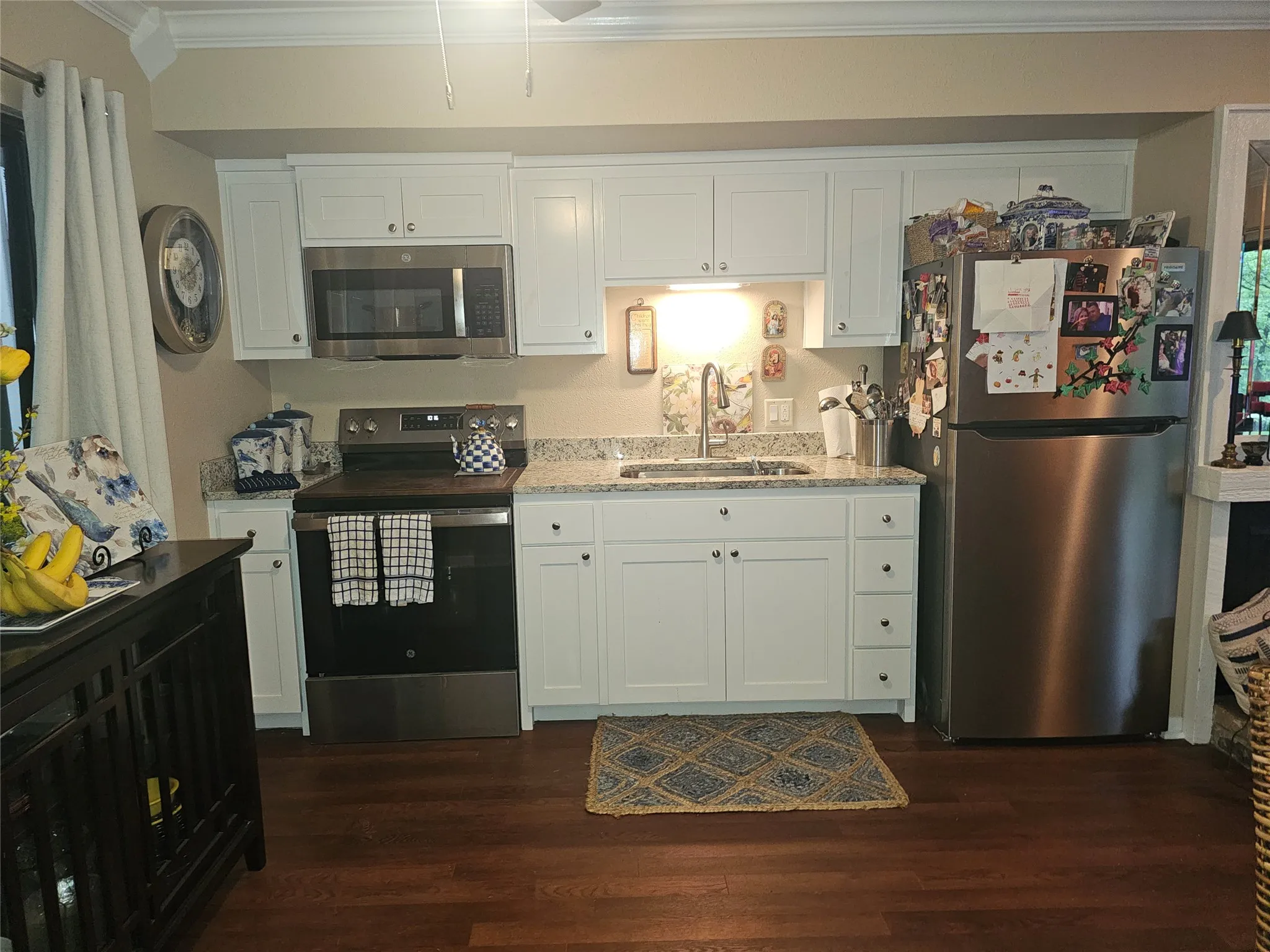 Condominium For Sale in Wood County , 197 Holly Hill Circle 134G, Holly Lake Ranch, Texas 75765, 1 Bedroom, 1 Bathroom, Garage spaces, 683 Sqft, built in 1970, mls#21306044, Real Estate Agent in Holly Lake Ranch, Homes For Sale in Wood county, Homes For Sale in Holly Lake Ranch, Realtor in Holly Lake Ranch Texas, Real Estate Brokerage Independent Realty Texas, Luminita Cordes Realtor