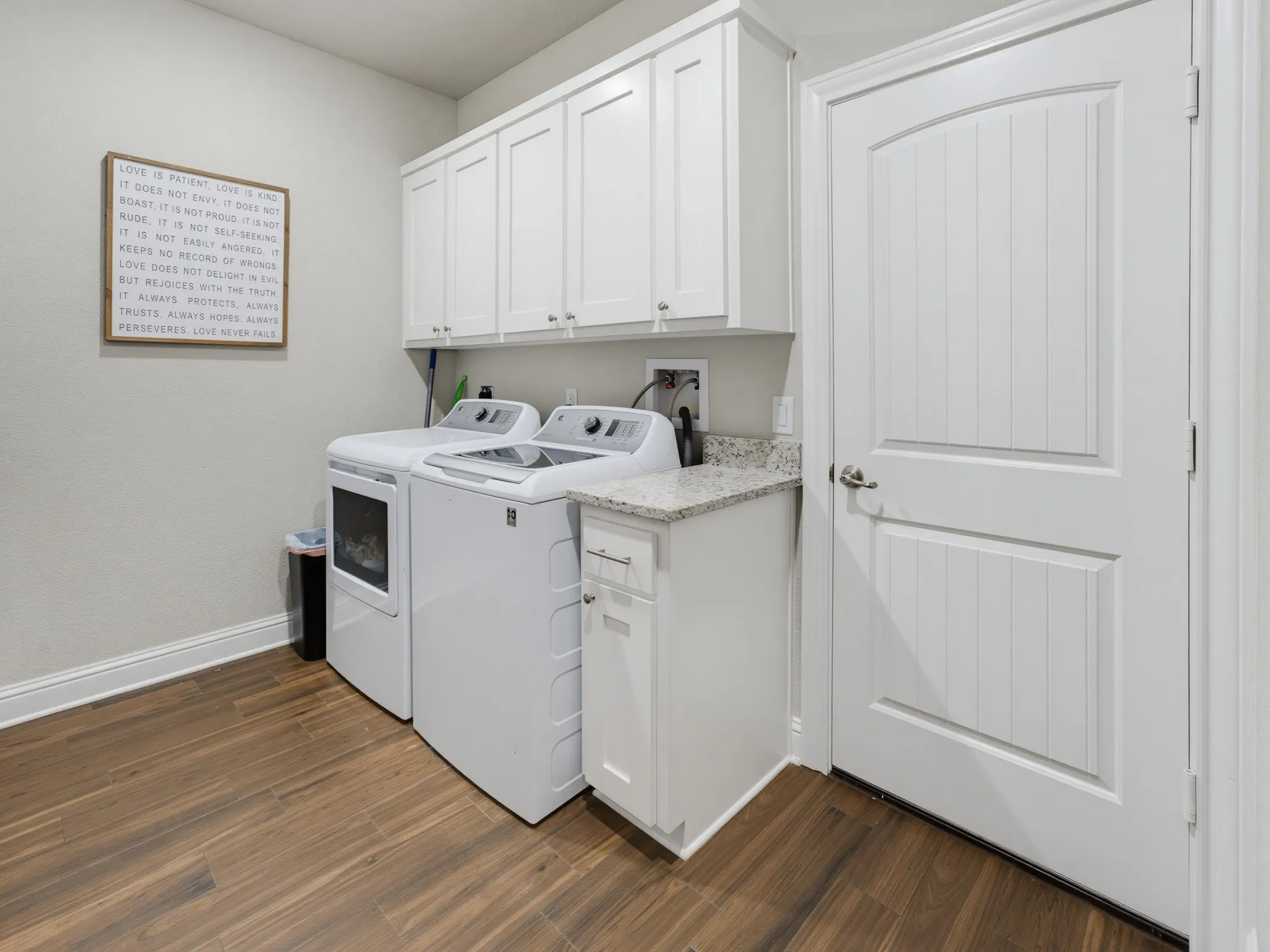 Single Family Residence For Sale in Cooke County , 505 N Neu Drive, Lindsay, Texas 76250, 4 Bedroom, 2 Bathroom, 2 Garage spaces, 1,958 Sqft, built in 2023, mls#21308343, Real Estate Agent in Lindsay, Homes For Sale in Cooke county, Homes For Sale in Lindsay, Realtor in Lindsay Texas, Real Estate Brokerage Independent Realty Texas, Luminita Cordes Realtor