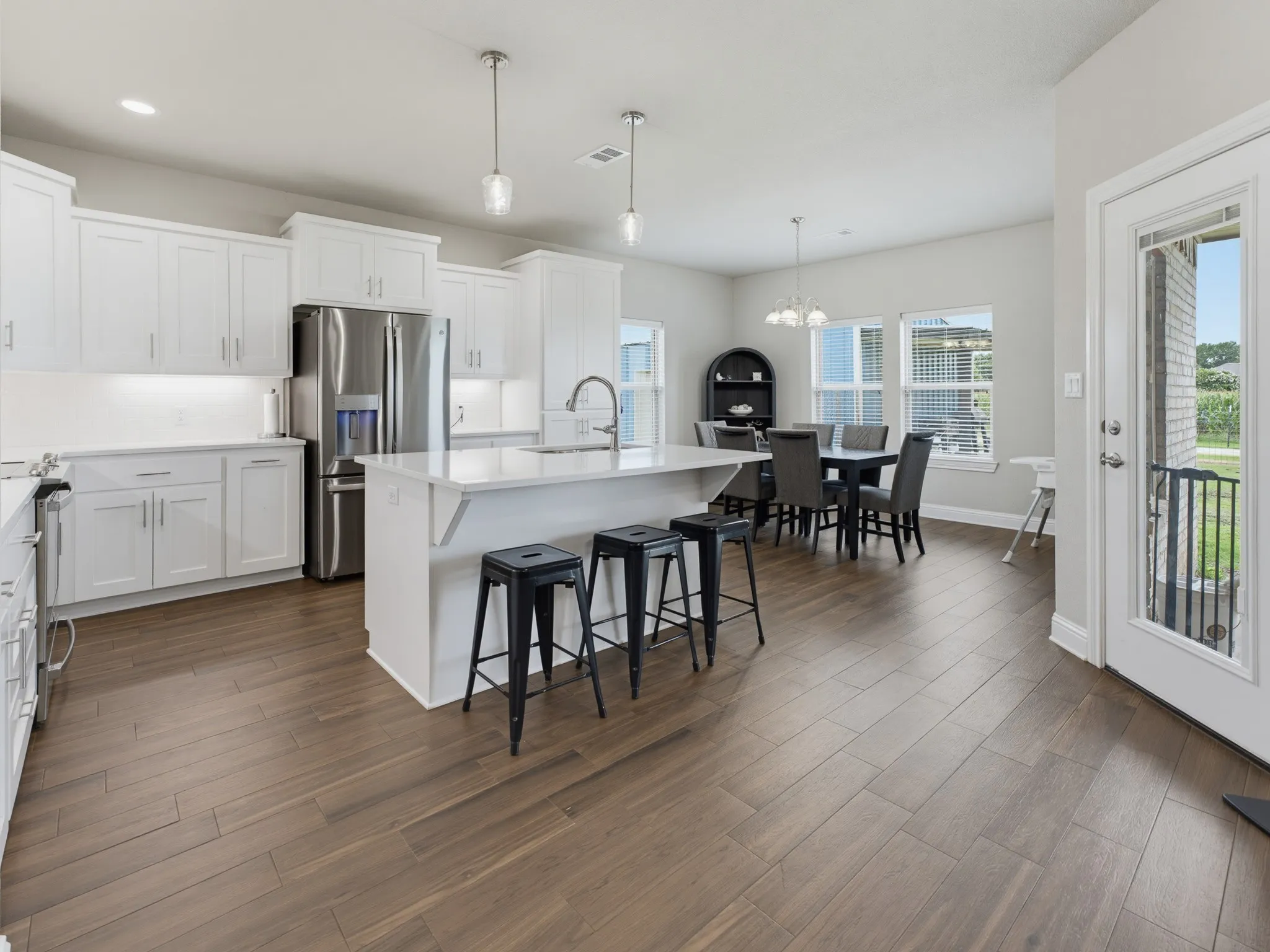 Single Family Residence For Sale in Cooke County , 505 N Neu Drive, Lindsay, Texas 76250, 4 Bedroom, 2 Bathroom, 2 Garage spaces, 1,958 Sqft, built in 2023, mls#21308343, Real Estate Agent in Lindsay, Homes For Sale in Cooke county, Homes For Sale in Lindsay, Realtor in Lindsay Texas, Real Estate Brokerage Independent Realty Texas, Luminita Cordes Realtor