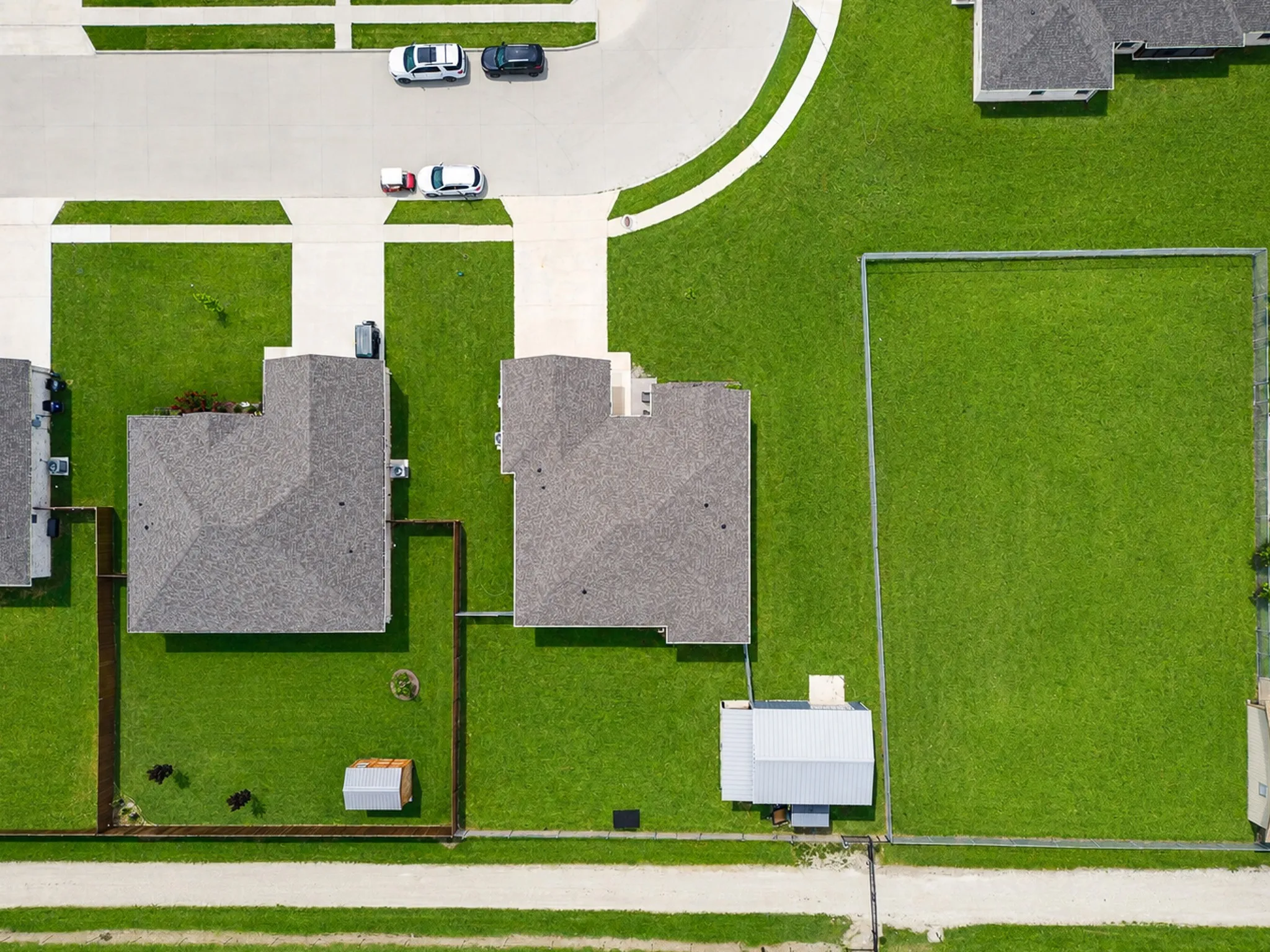 Single Family Residence For Sale in Cooke County , 505 N Neu Drive, Lindsay, Texas 76250, 4 Bedroom, 2 Bathroom, 2 Garage spaces, 1,958 Sqft, built in 2023, mls#21308343, Real Estate Agent in Lindsay, Homes For Sale in Cooke county, Homes For Sale in Lindsay, Realtor in Lindsay Texas, Real Estate Brokerage Independent Realty Texas, Luminita Cordes Realtor