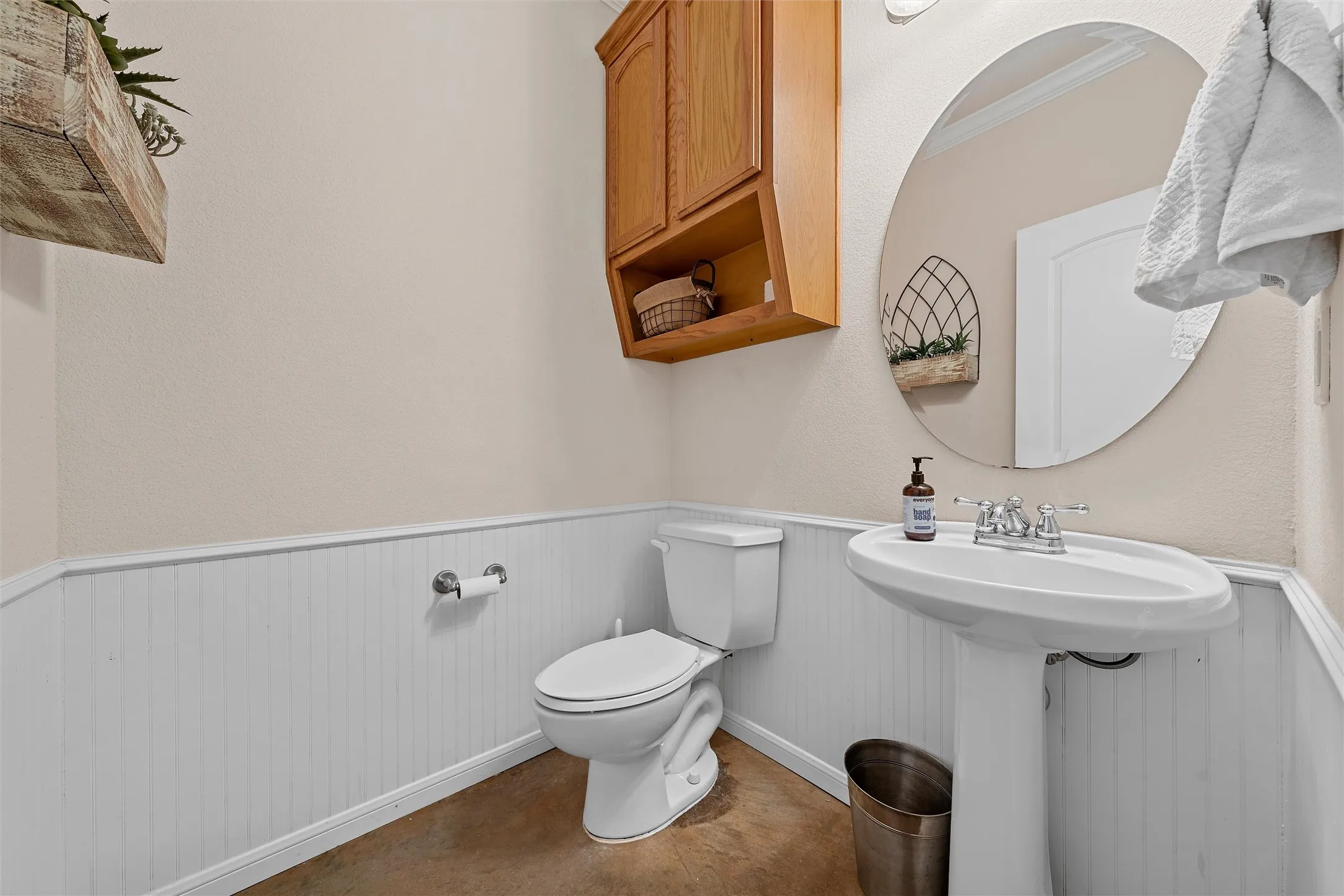 Condominium For Rent in Mc Lennan County , 2823 Savannah Court, Waco, Texas 76710, 3 Bedroom, 3 Bathroom, 2 Garage spaces, 2,024 Sqft, built in 2006, mls#21309315, Real Estate Agent in Waco, Homes For Rent in Mc Lennan county, Homes For Rent in Waco, Realtor in Waco Texas, Real Estate Brokerage Independent Realty Texas, Luminita Cordes Realtor